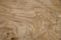 Preview: Esche Maser; oliv -Furnier (0,6mm) - 0,94m² (9Stk. x 42cm x 25cm)
