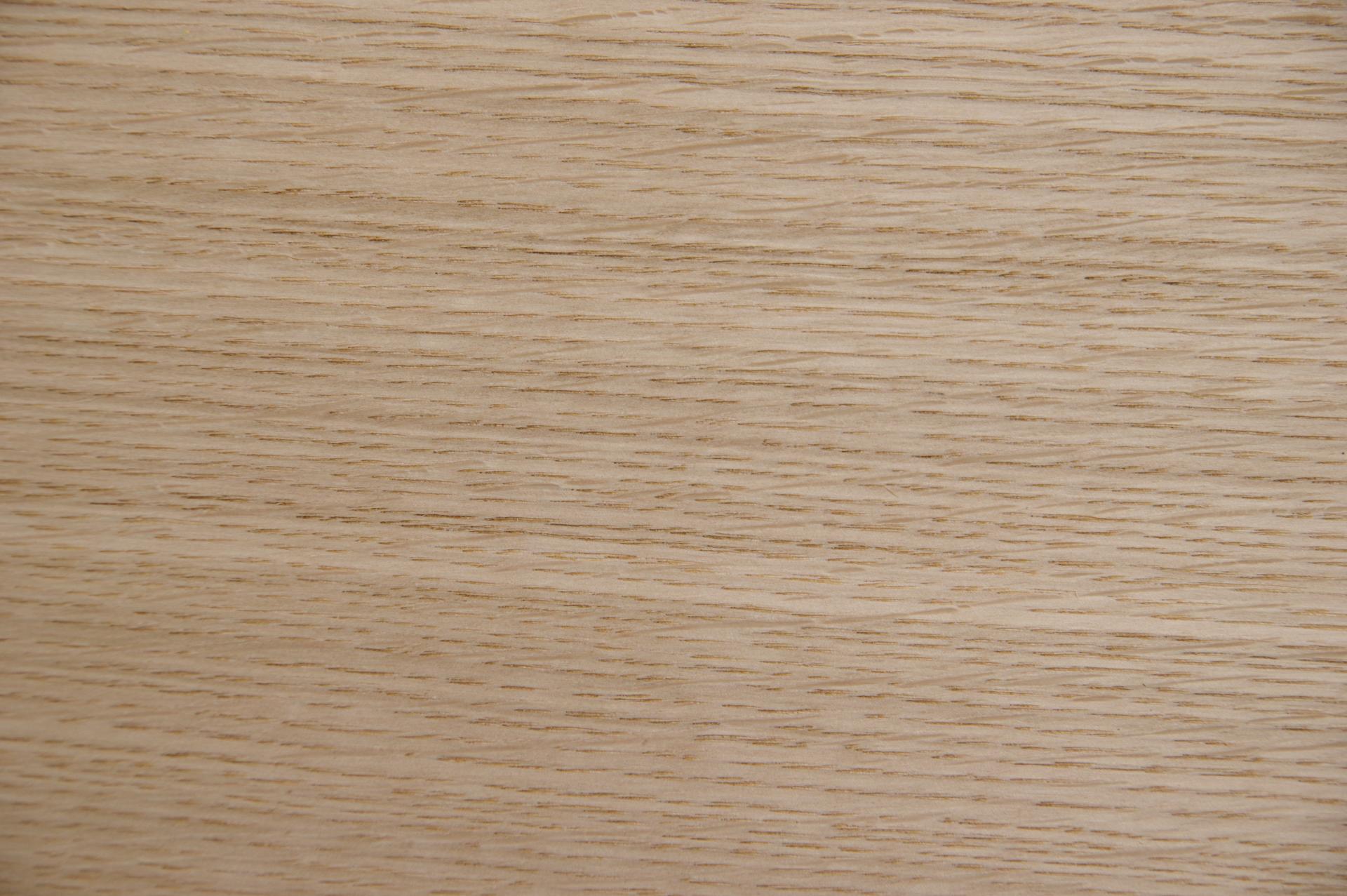 Eiche, europäische -Furnier (0,9mm) - 2,08m² (16Stk. x 93cm x 14cm)
