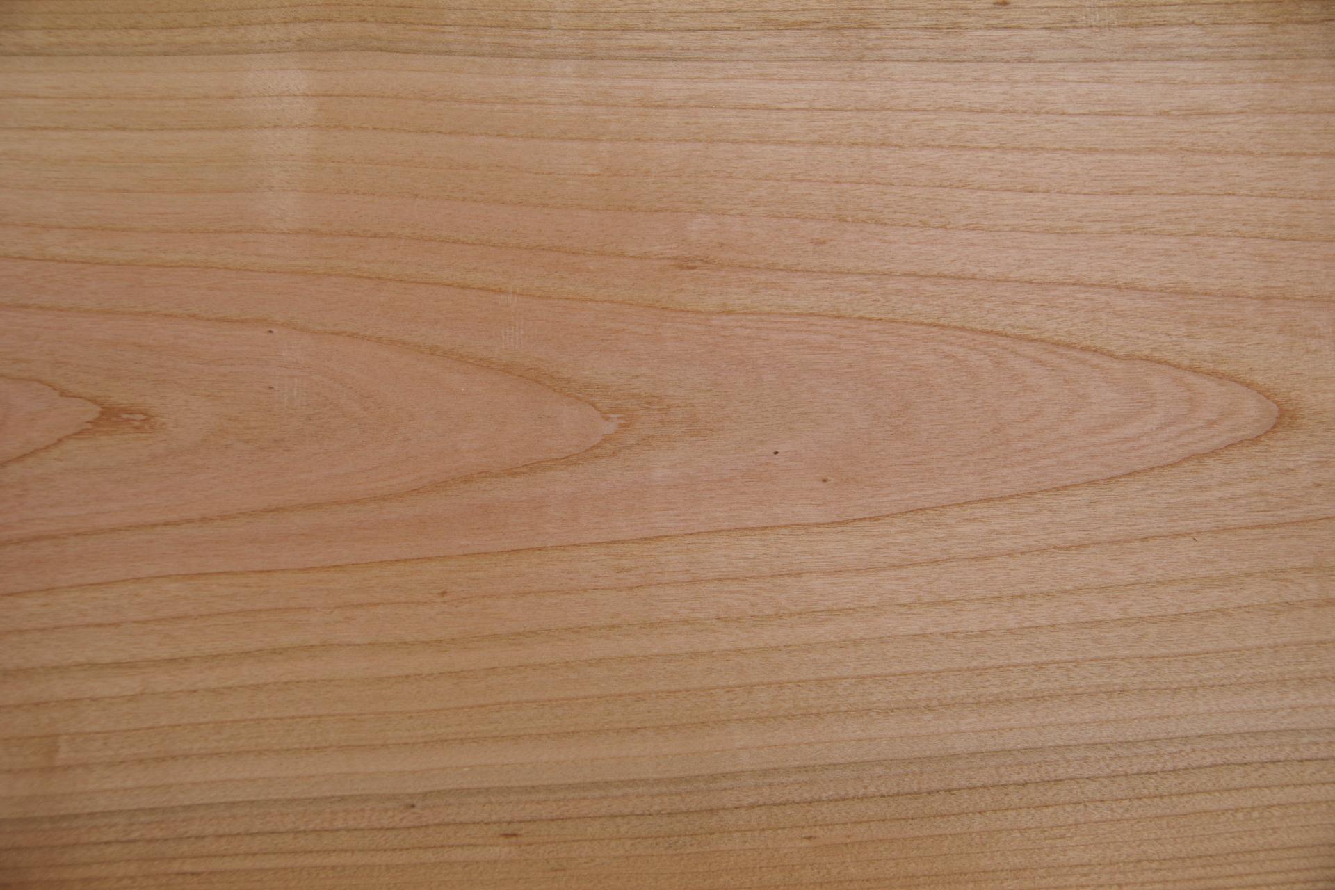European Cherry, - veneer (0,6mm) - 4,51m² (28pcs. x 62cm x 26cm)
