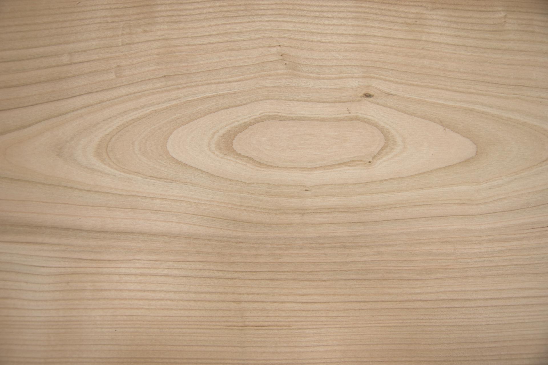Kirschbaum, europäischer -Furnier (1,4mm) - 4,57m² (12Stk. x 112cm x 34cm)