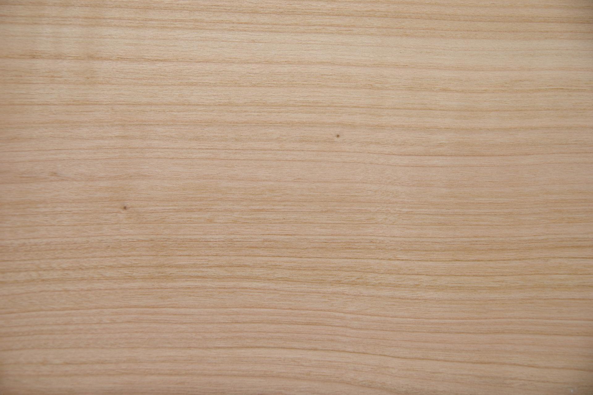 Kirschbaum, europäischer -Furnier (2,4mm) - 0,65m² (6Stk. x 57cm x 19cm)