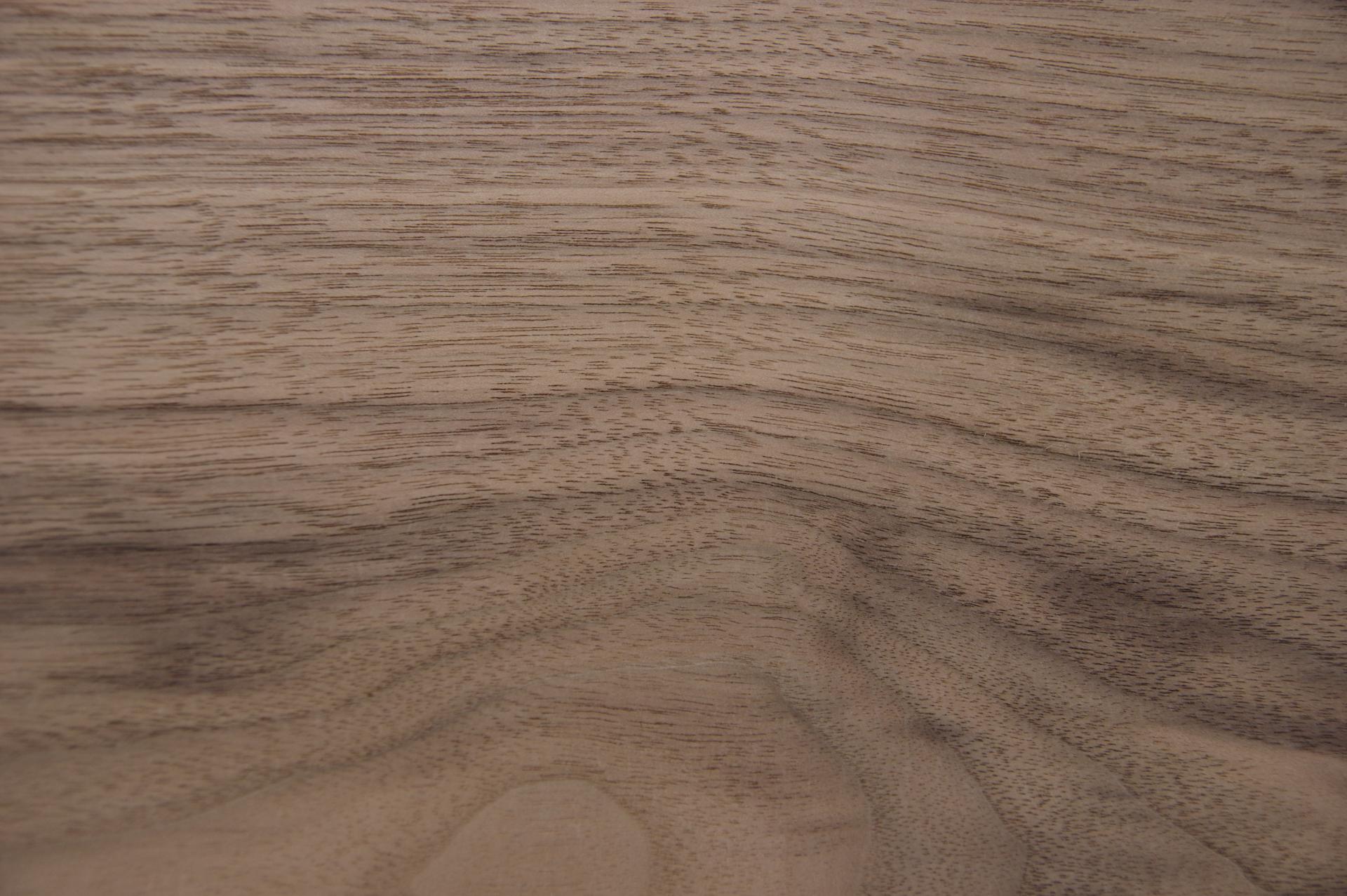 Nussbaum, amerikanischer -Furnier (0,6mm) - 2,77m² (30Stk. x 66cm x 14cm)