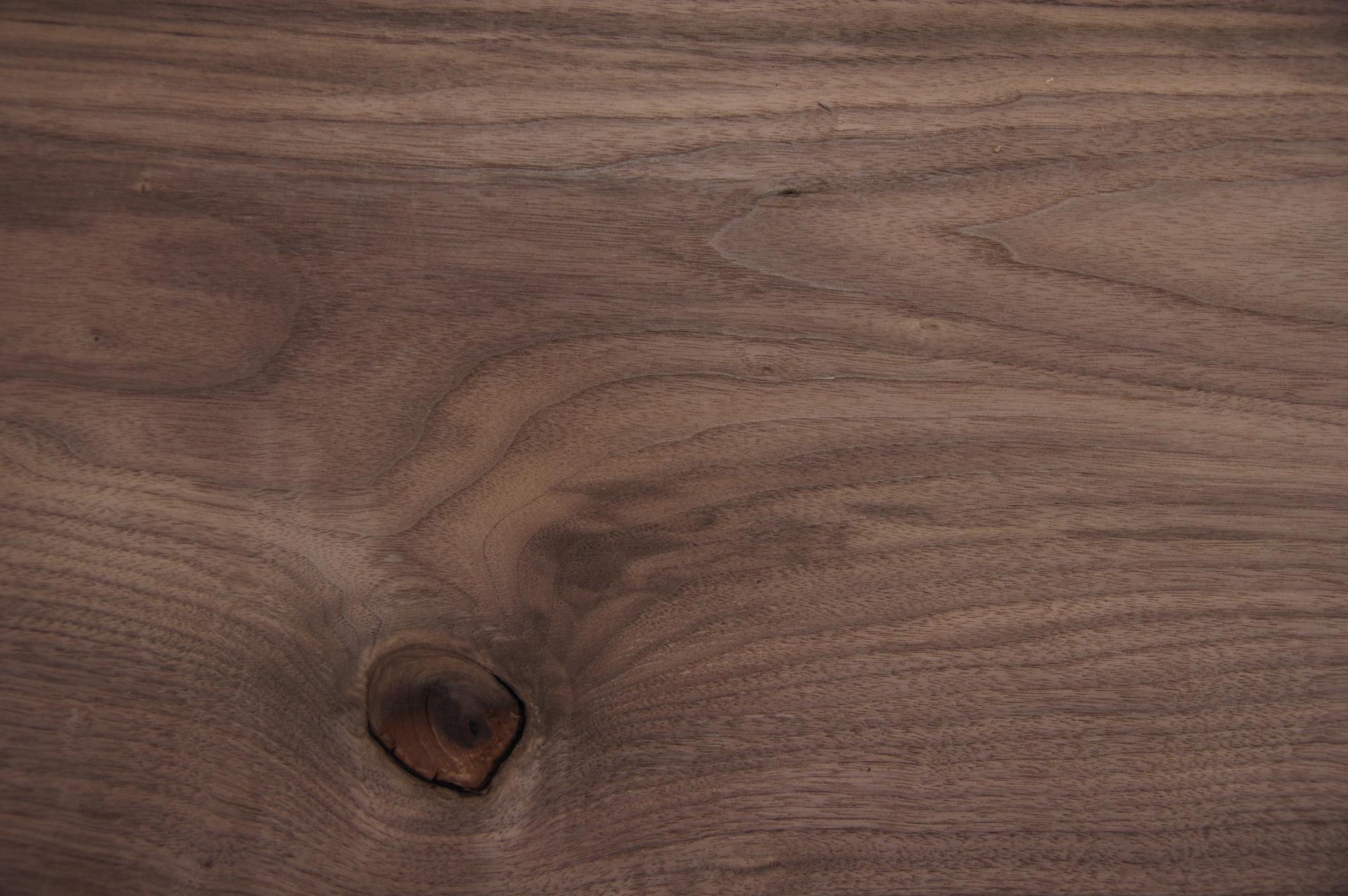 Nussbaum, amerikanischer -Furnier (2,4mm) - 2,79m² (8Stk. x 85cm x 41cm)