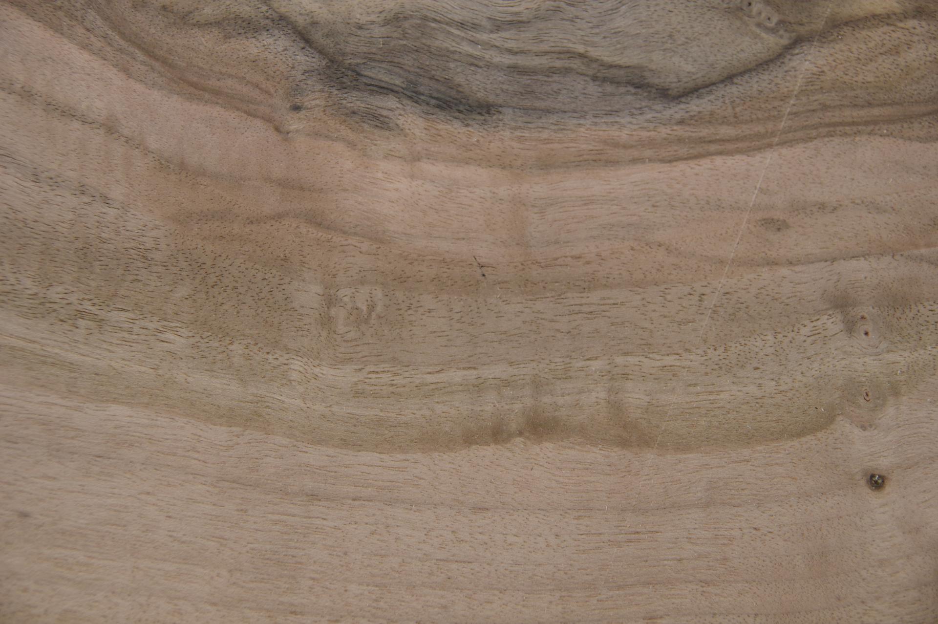 Nussbaum, europäischer -Furnier (0,9mm) - 4,2m² (13Stk. x 269cm x 12cm)