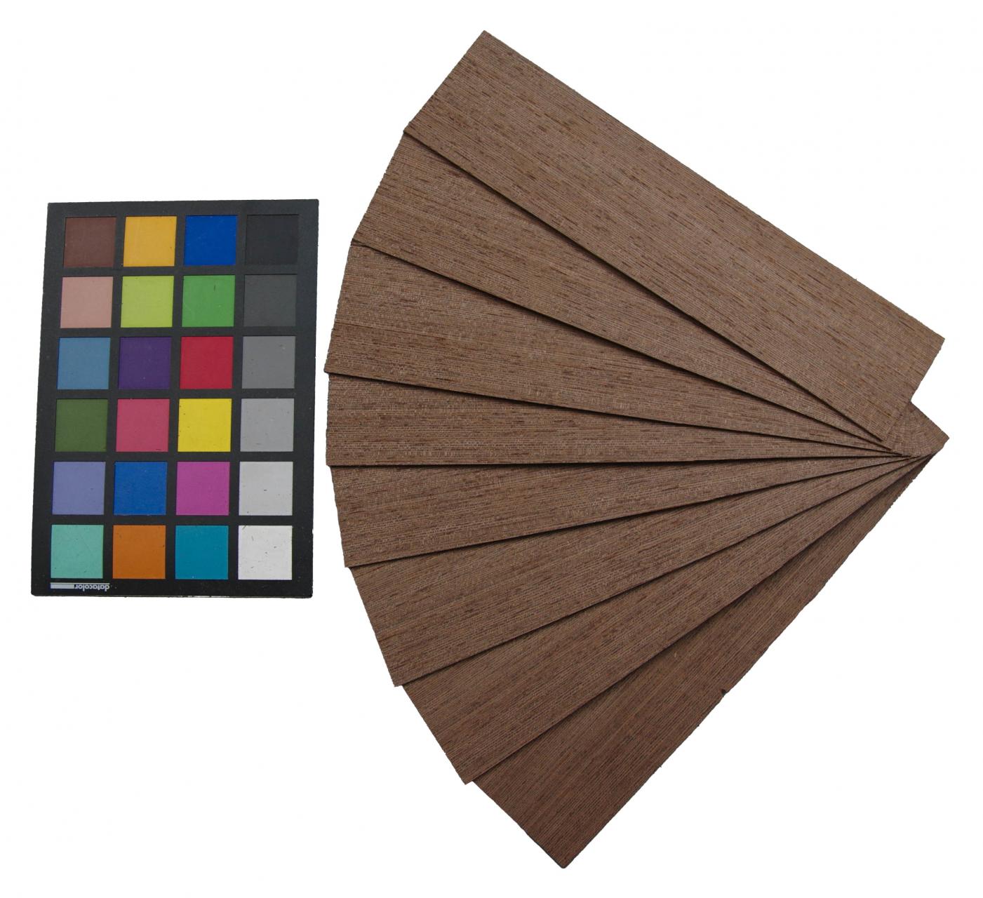 Wenge, - veneer (1,4mm) - 0,13m² (8pcs. x 27cm x 6cm)
