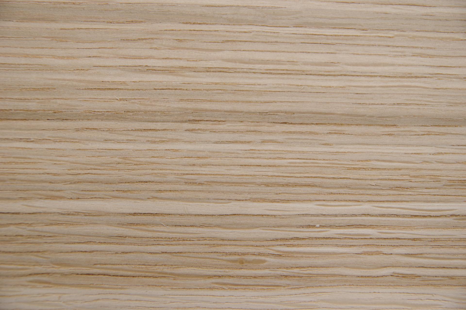 Eiche, europäische -Furnier (0,9mm) - 4,31m² (19Stk. x 267cm x 8,5cm)