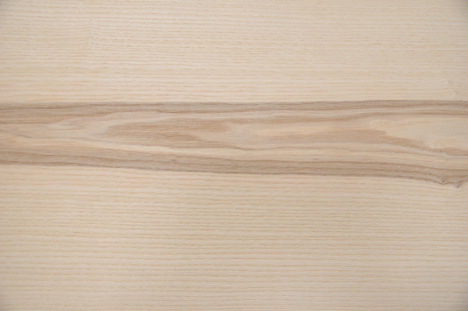 Esche Braunkern (Olivesche) -Furnier (1,4mm) - 4,31m² (12Stk. x 114cm x 31,5cm)