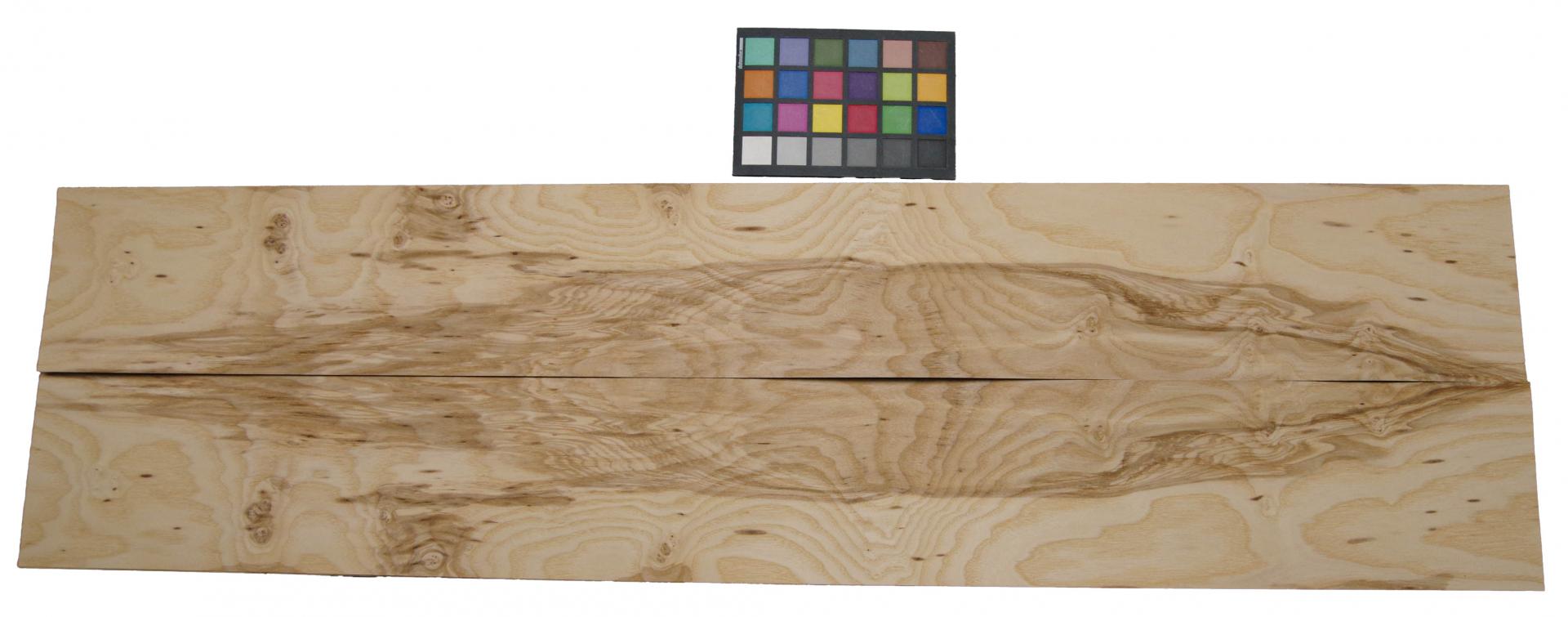 Esche Maser; oliv -Furnier (0,6mm) - 1,03m² (5Stk. x 129cm x 16cm)
