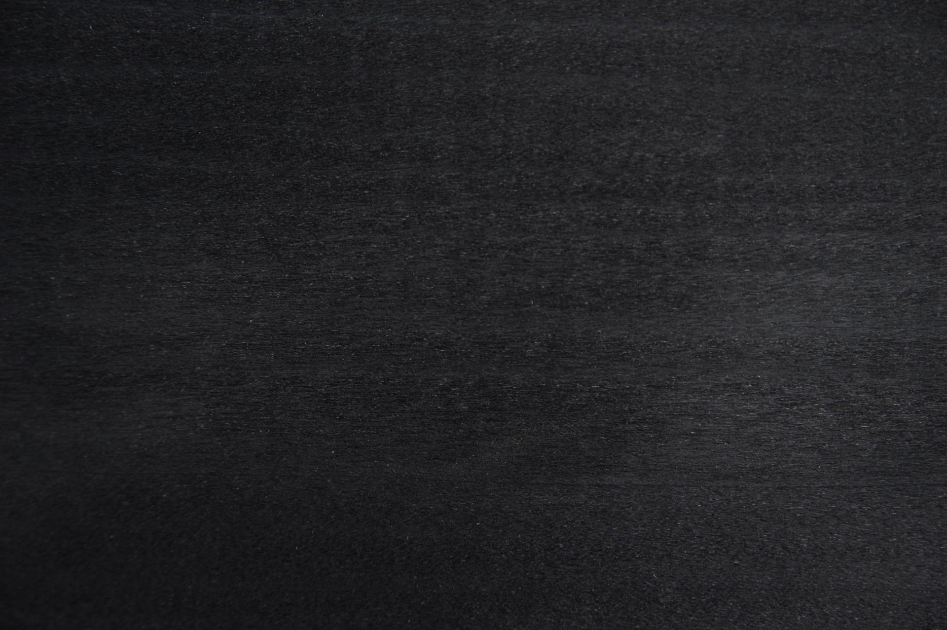Tulipier, schwarz gefärbtes -Furnier (0,6mm) - 2,61m² (15Stk. x 174cm x 10cm)