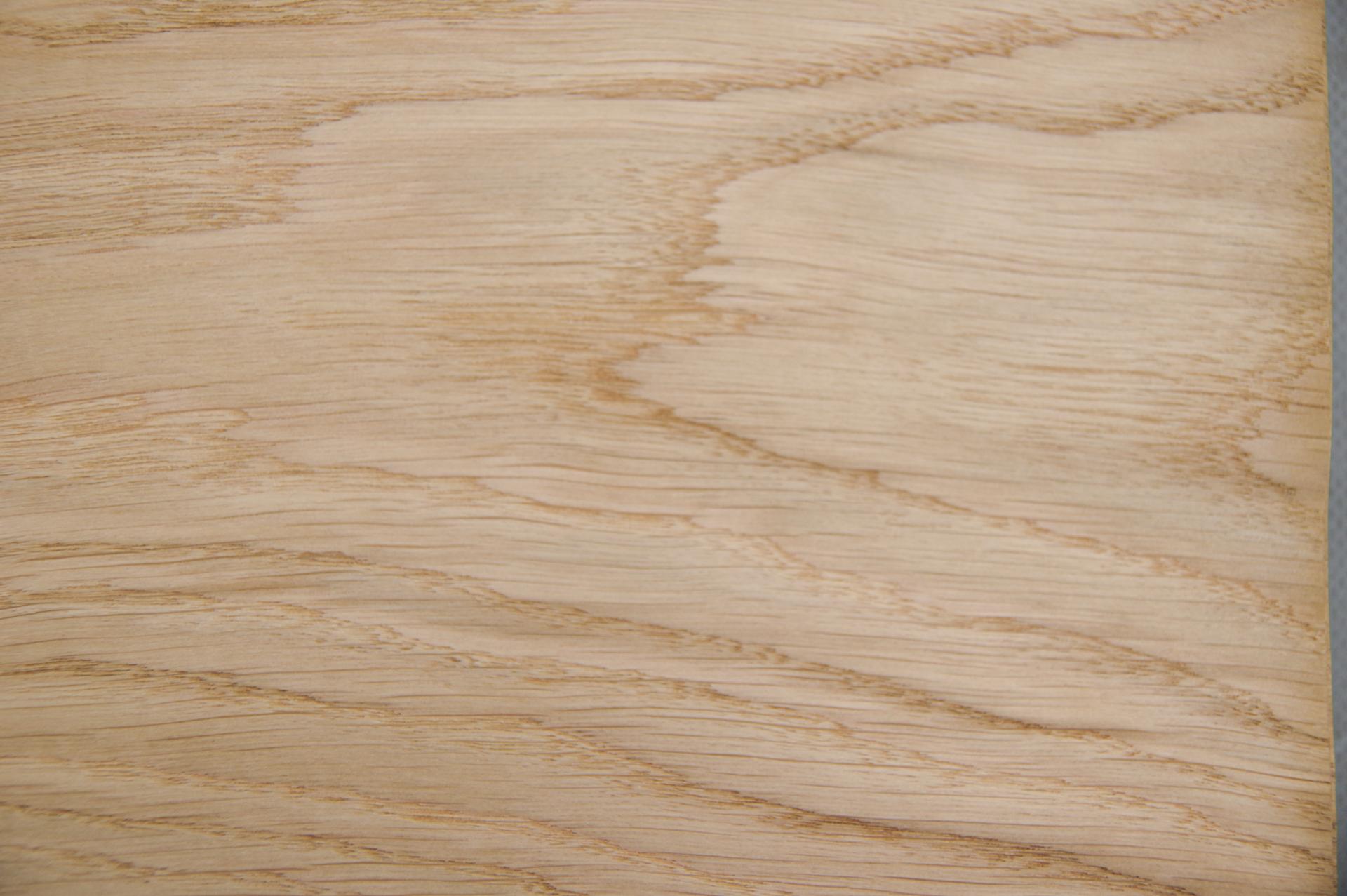 Eiche, europäische -Furnier (0,6mm) - 0,87m² (18Stk. x 18cm x 27cm)