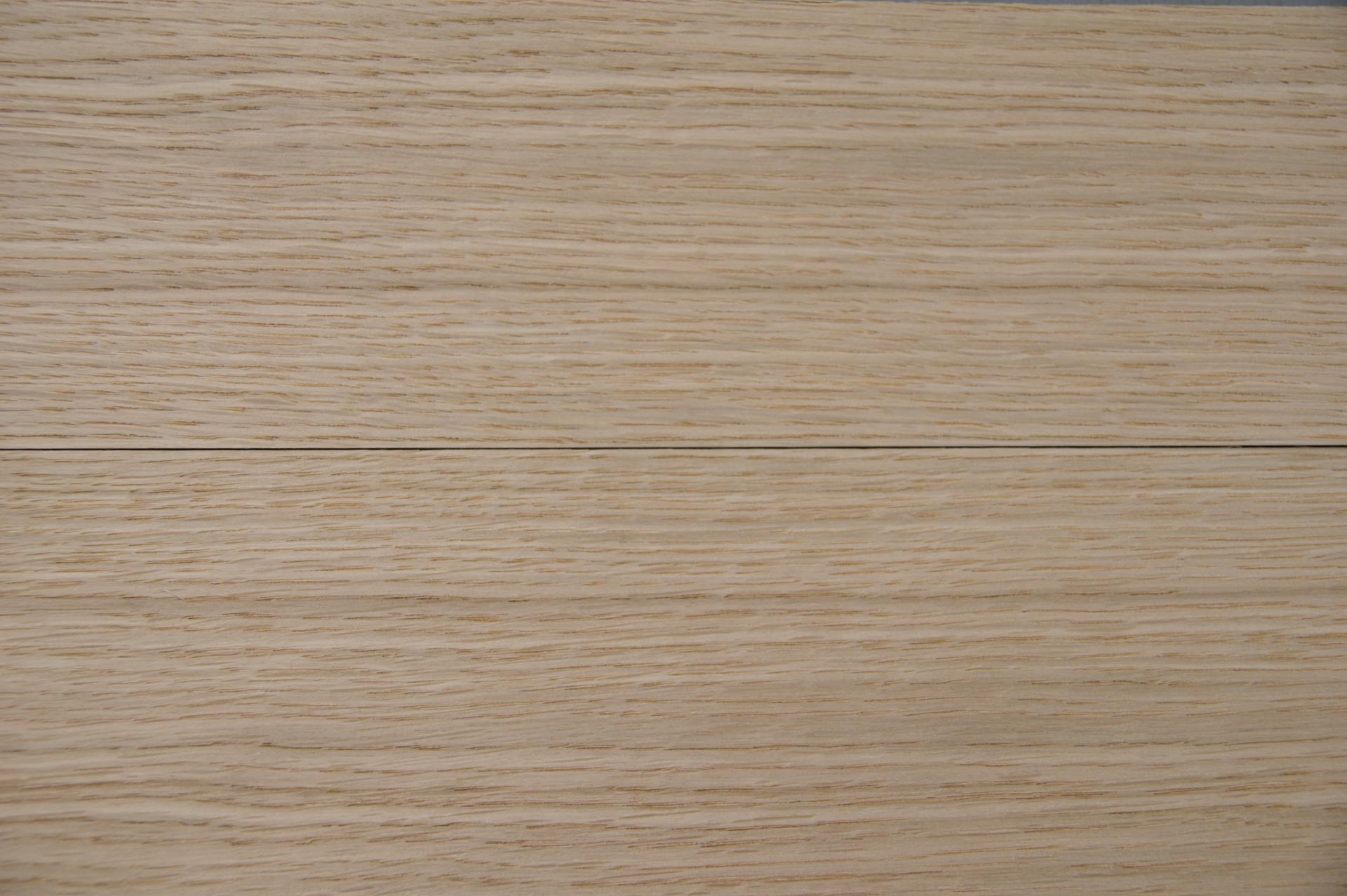 Eiche, europäische -Furnier (0,9mm) - 1,63m² (16Stk. x 120cm x 8,5cm)