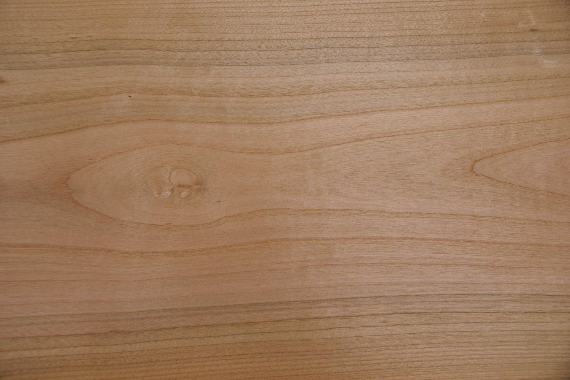 European Cherry, - veneer (0,6mm) - 4,37m² (20pcs. x 84cm x 26cm)
