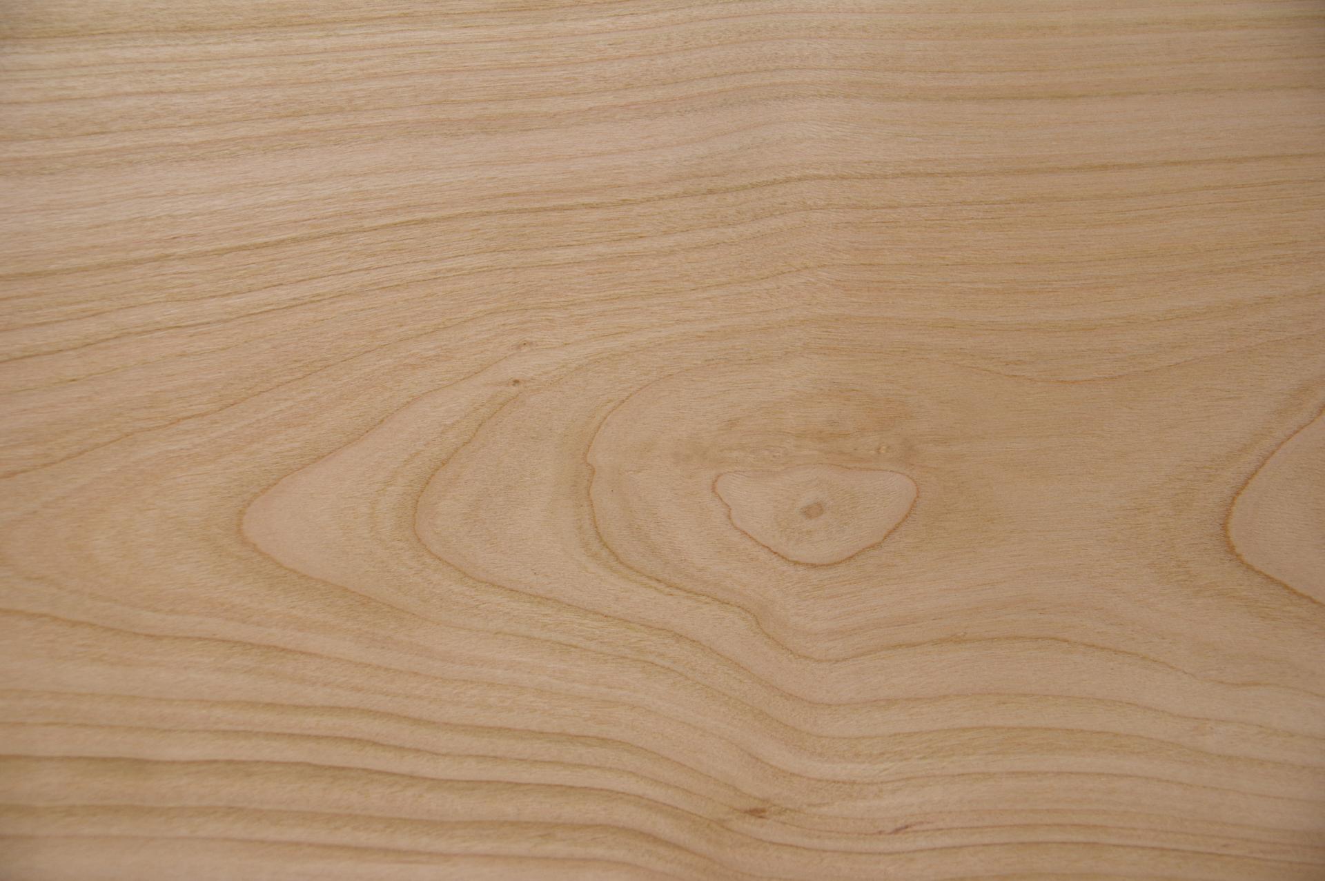 Kirschbaum, europäischer -Furnier (2,5mm) - 0,78m² (6Stk. x 55cm x 23,5cm)