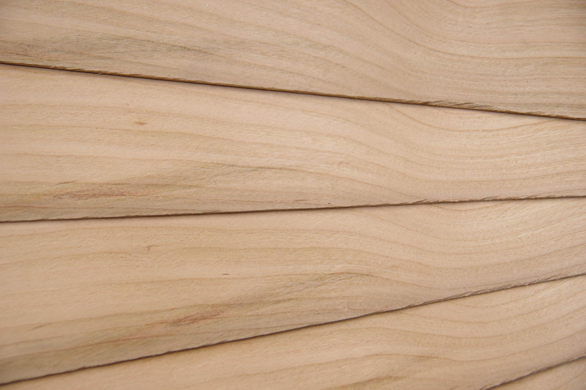 Kirschbaum, europäischer -Furnier (2,4mm) - 0,16m² (5Stk. x 48cm x 6,5cm)