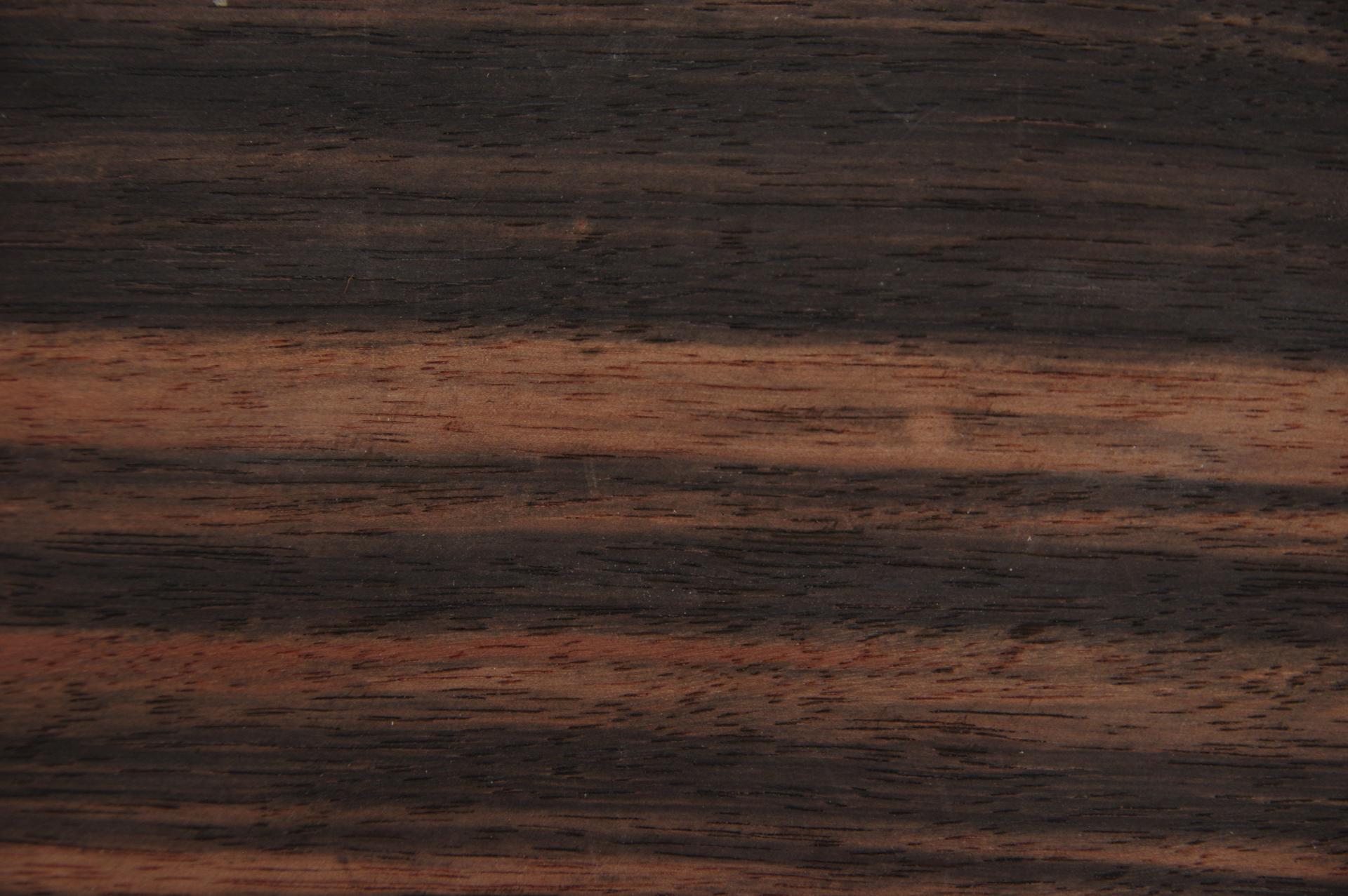 Makassar / Amara Ebenholz -Furnier (0,6mm) - 0,87m² (23Stk. x 29cm x 13cm)