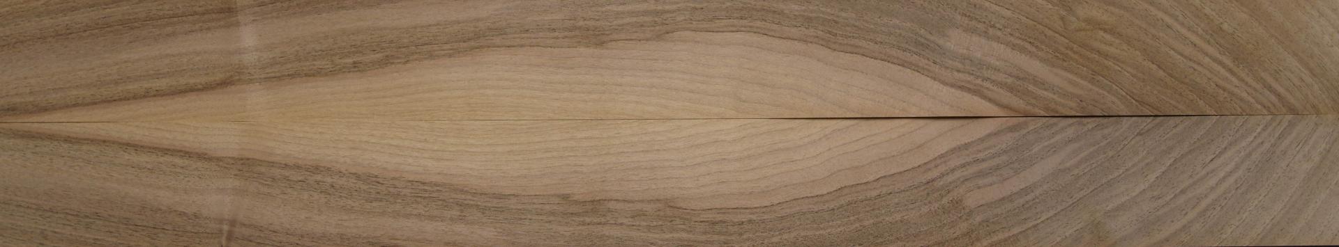 European Walnut, - veneer (1,4mm) - 1,38m² (12pcs. x 115cm x 10cm)