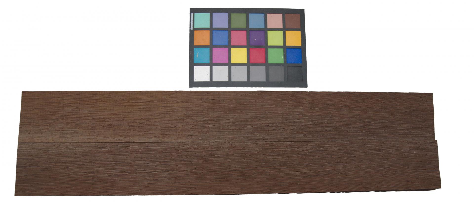 Wenge -Furnier (0,6mm) - 0,82m² (15Stk. x 68cm x 8cm)