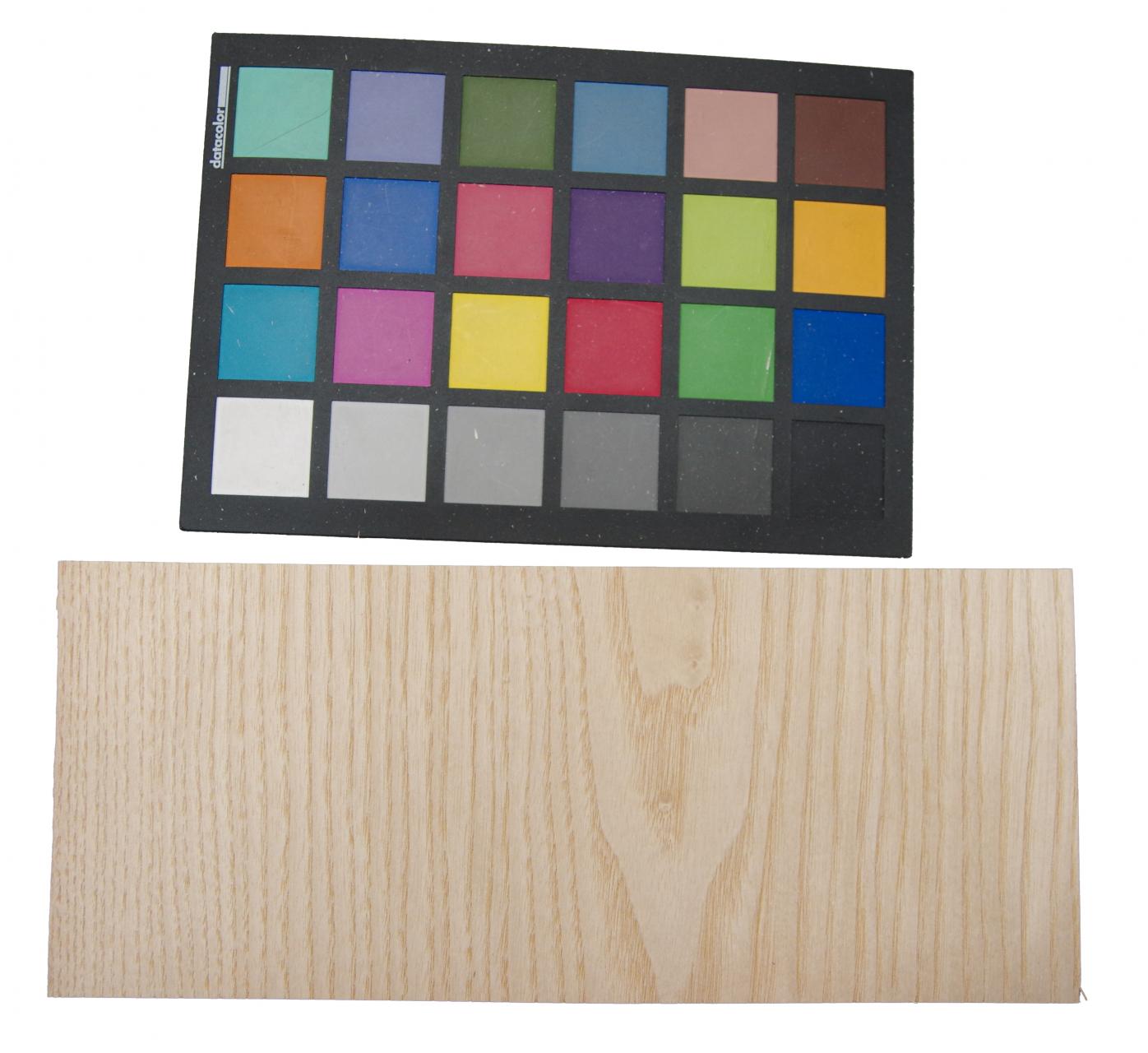 Esche, europäische -Furnier (1,4mm) - 0,3m² (12Stk. x 10cm x 25cm)