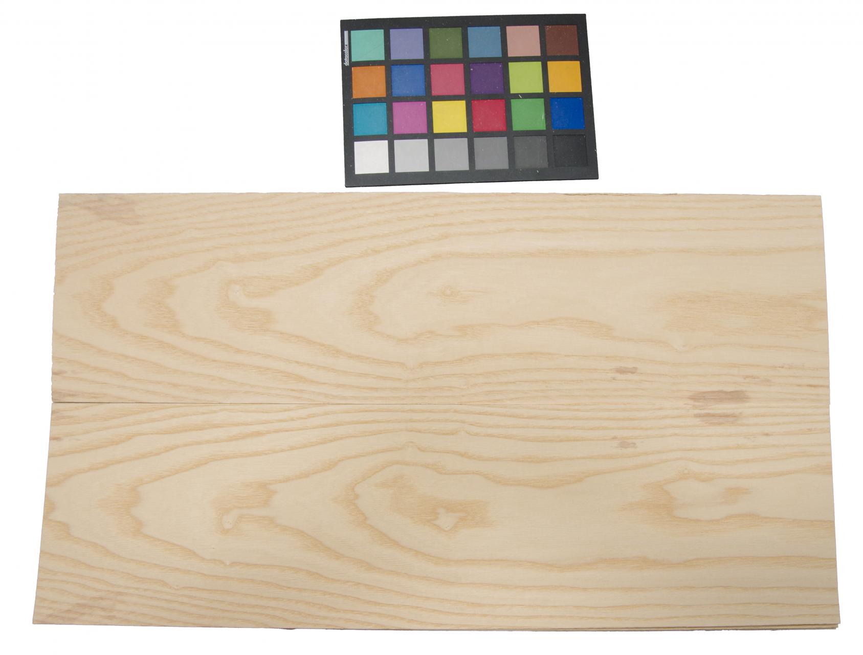 White Ash, - veneer (2,4mm) - 0,65m² (7pcs. x 58cm x 16cm)