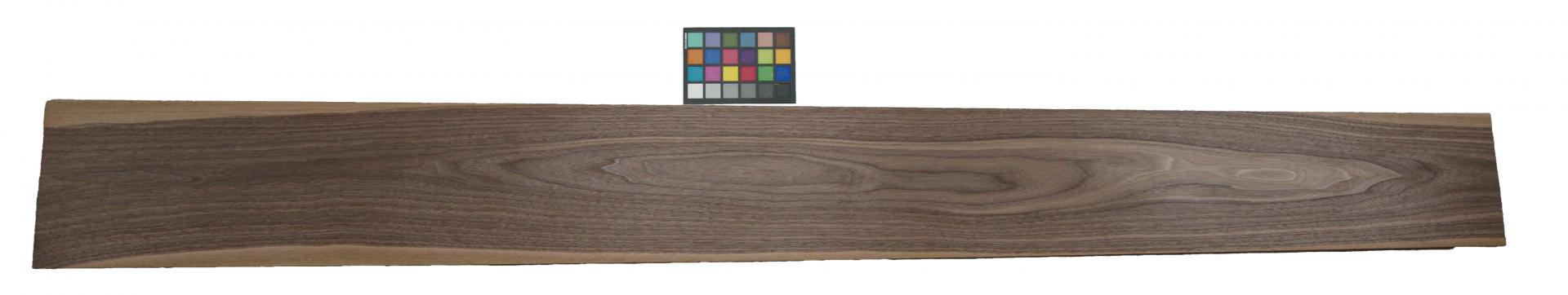 Nussbaum, amerikanischer -Furnier (0,6mm) - 15,11m² (24Stk. x 257cm x 24,5cm)