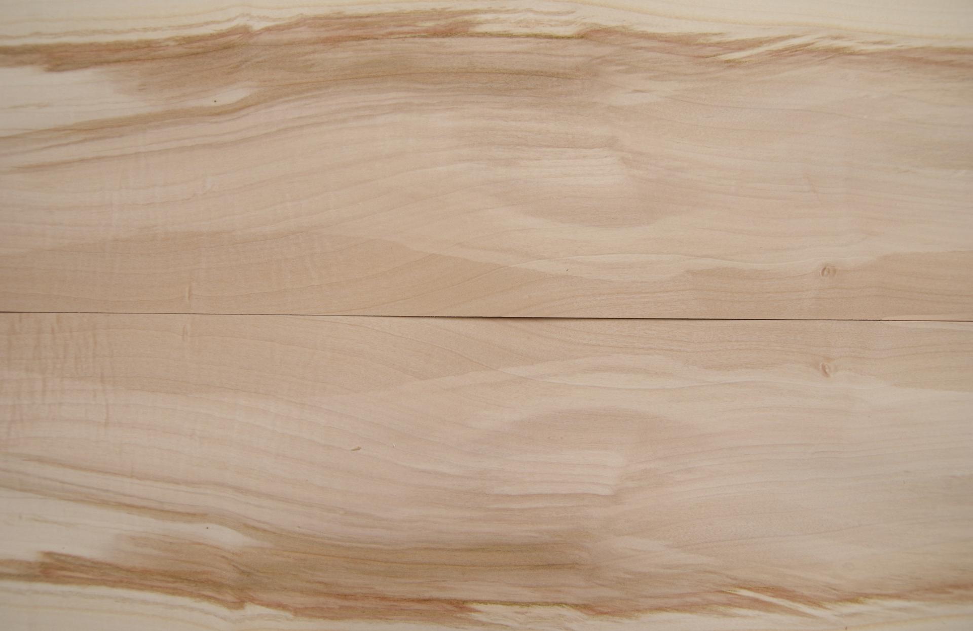 Sycamore with Heart, - veneer (0,6mm) - 9,68m² (32pcs. x 178cm x 17cm)
