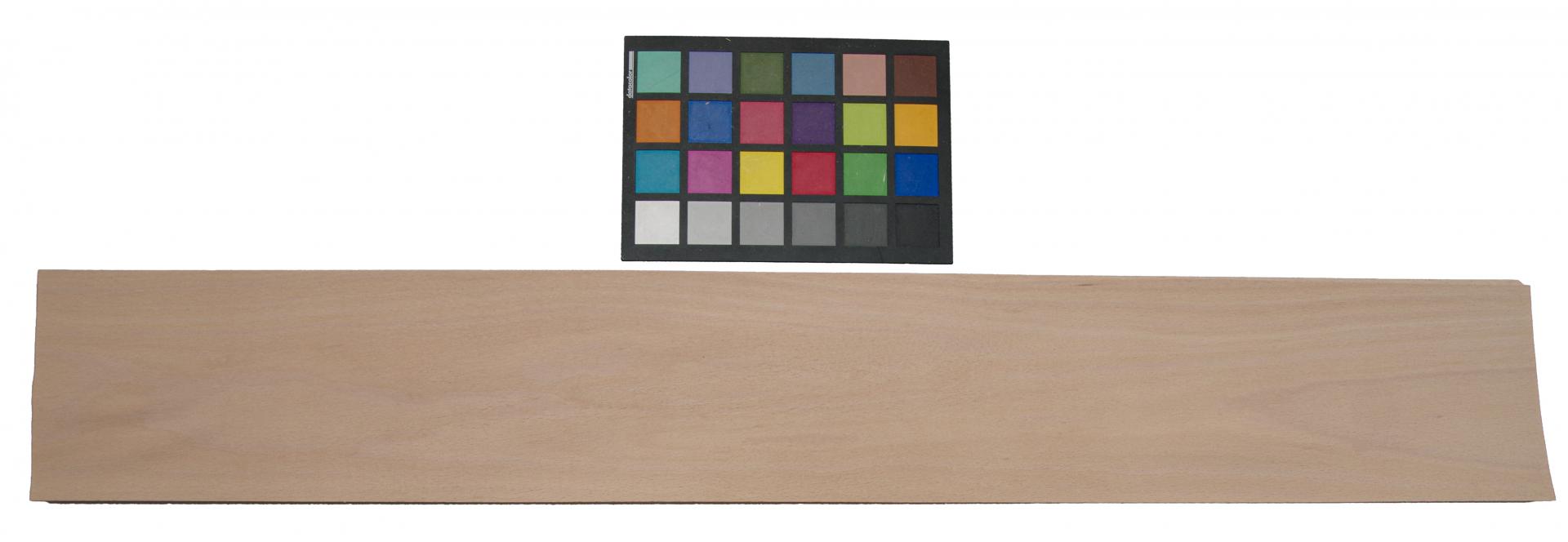 Beech, - veneer (0,6mm) - 2,55m² (22pcs. x 89cm x 13cm)