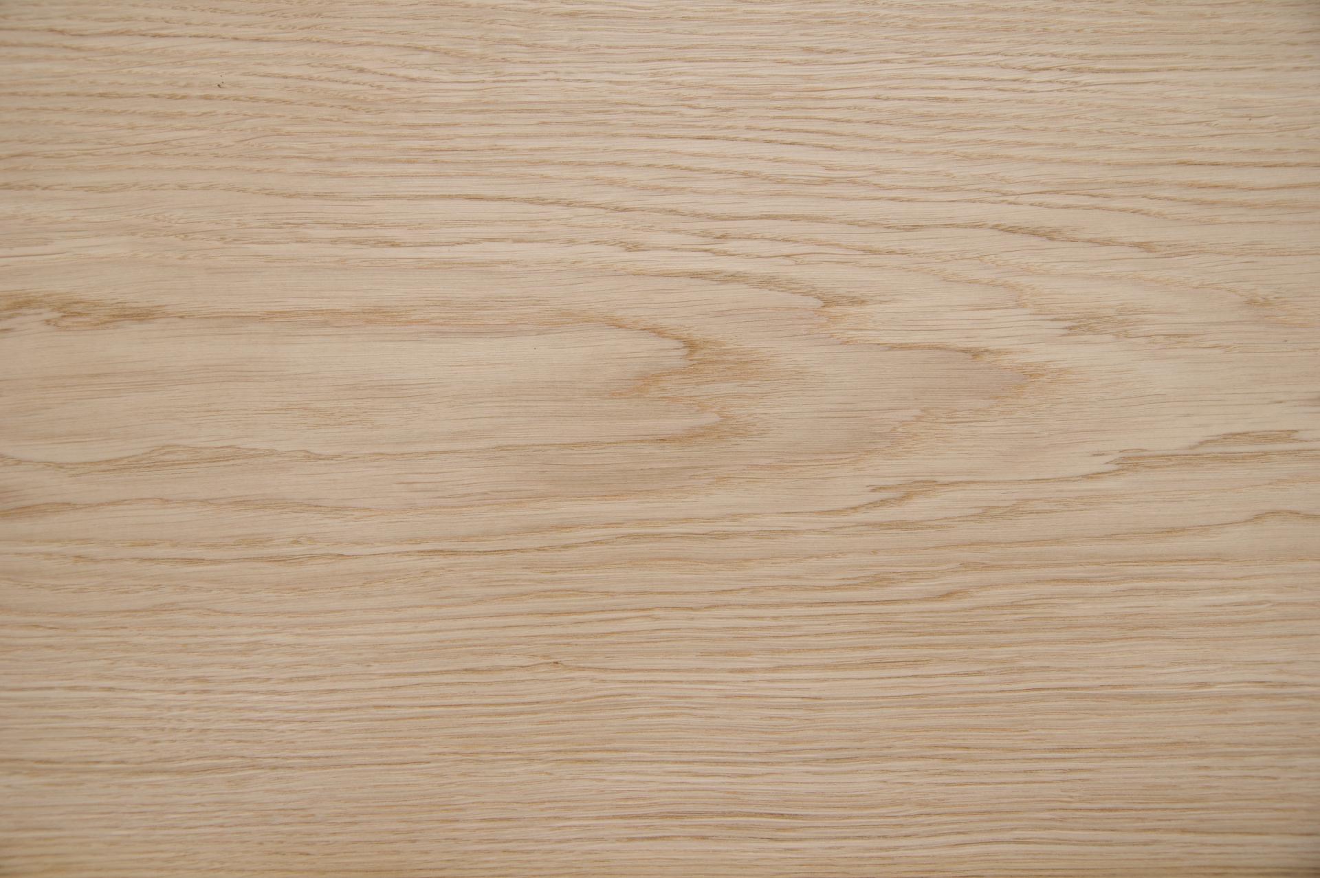 Eiche, europäische -Furnier (0,6mm) - 8,99m² (24Stk. x 107cm x 35cm)
