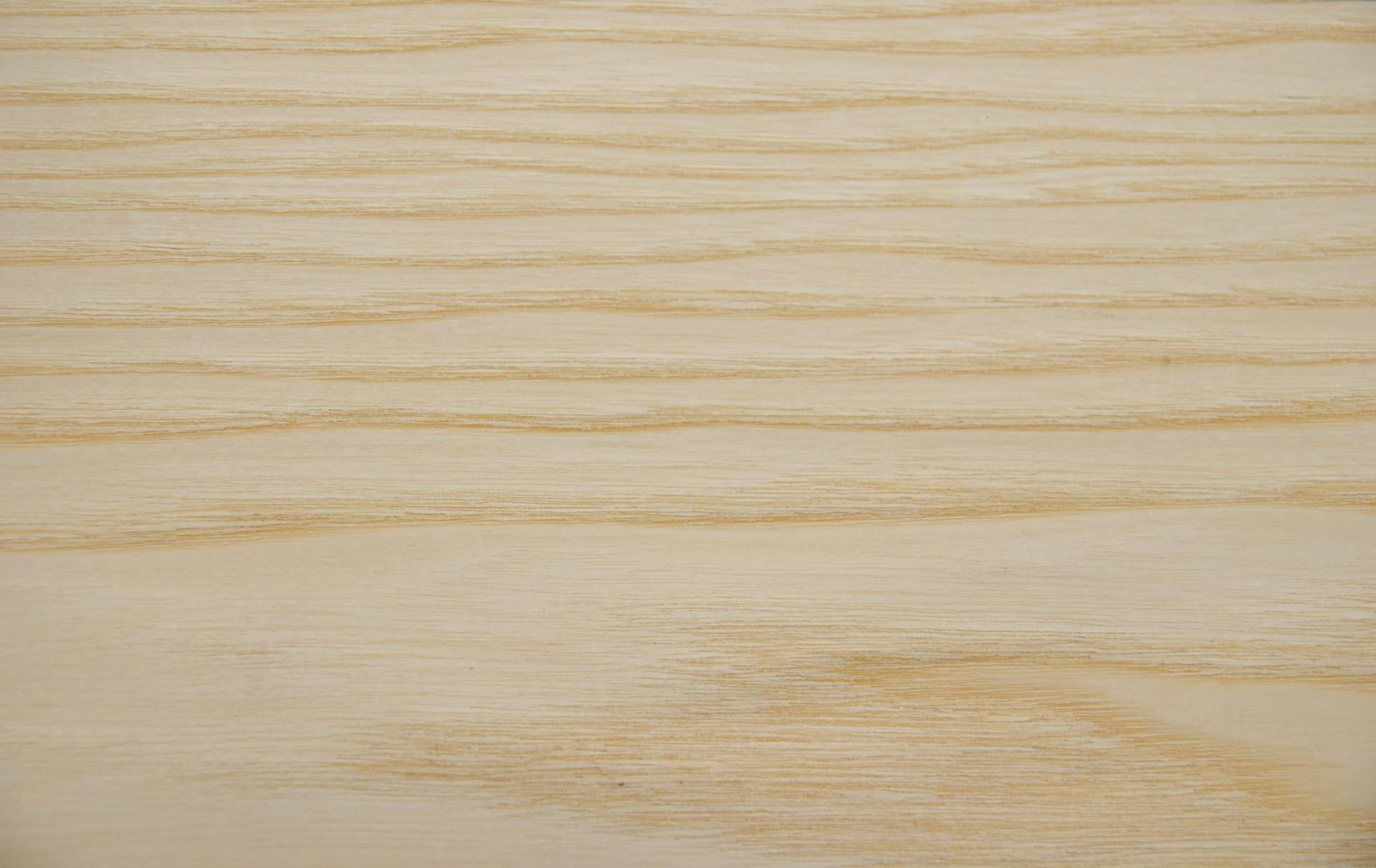 Esche, europäische -Furnier (0,6mm) - 3,26m² (12Stk. x 201cm x 13,5cm)