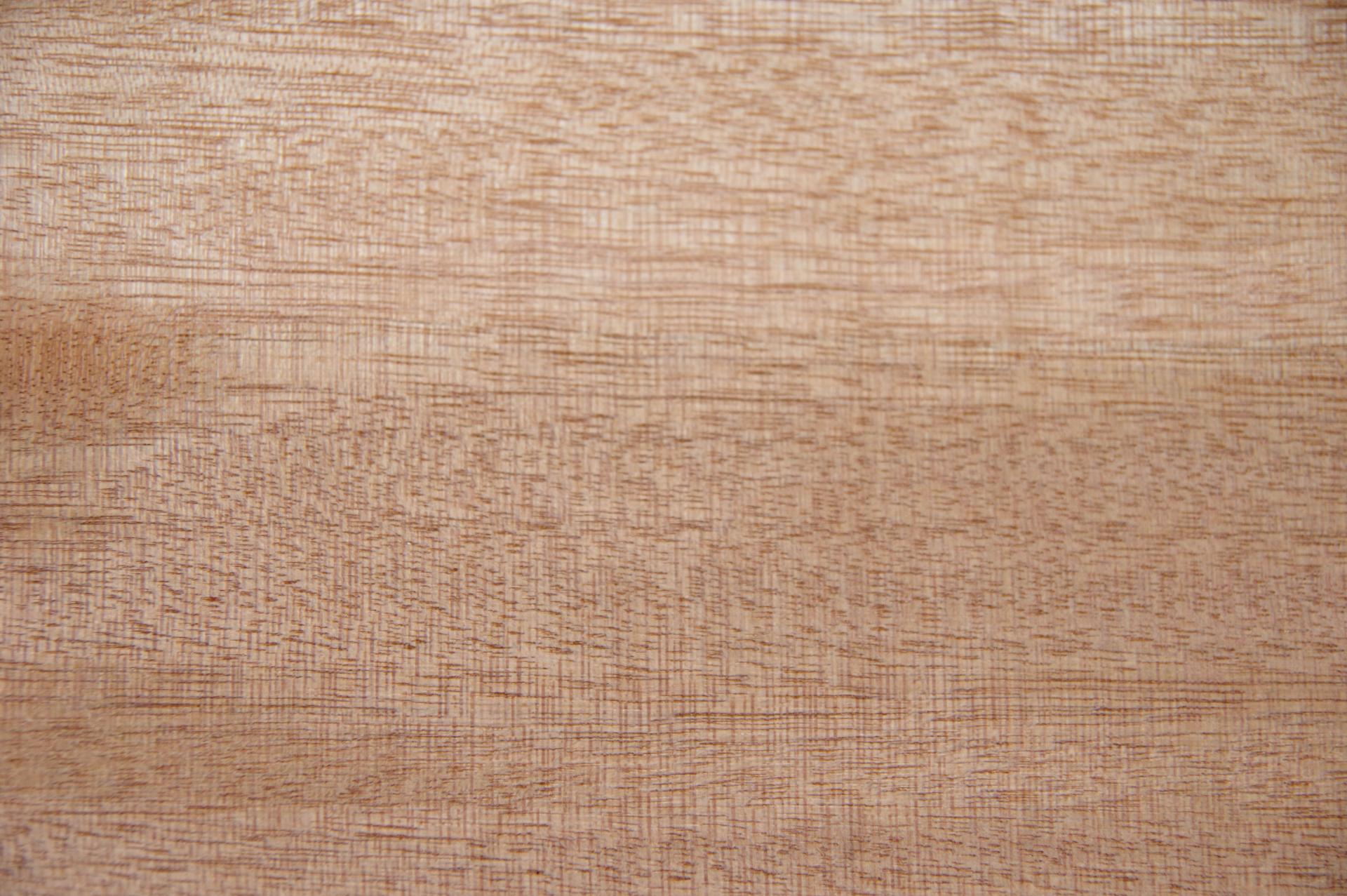 Gabun-Mahagoni, Okoumé -Furnier (0,6mm) - 5,57m² (22Stk. x 211cm x 12cm)
