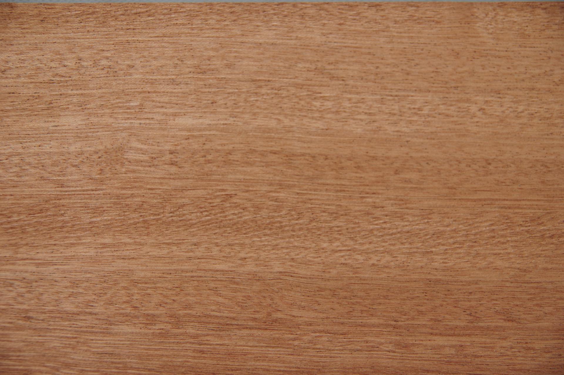 Mahagoni Sapeli -Furnier (2,4mm) - 0,96m² (8Stk. x 96cm x 12,5cm)