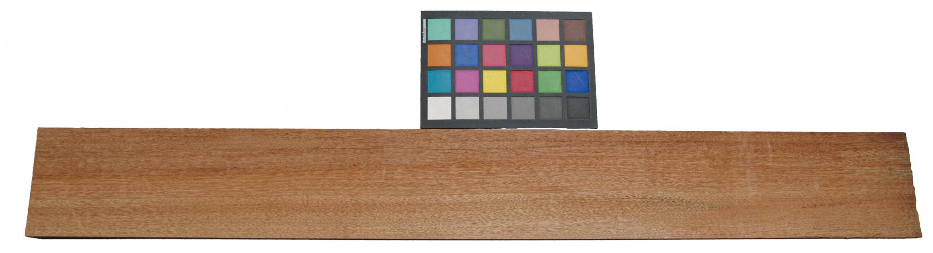 Mahagoni Sapeli -Furnier (2,4mm) - 0,98m² (9Stk. x 95cm x 11,5cm)