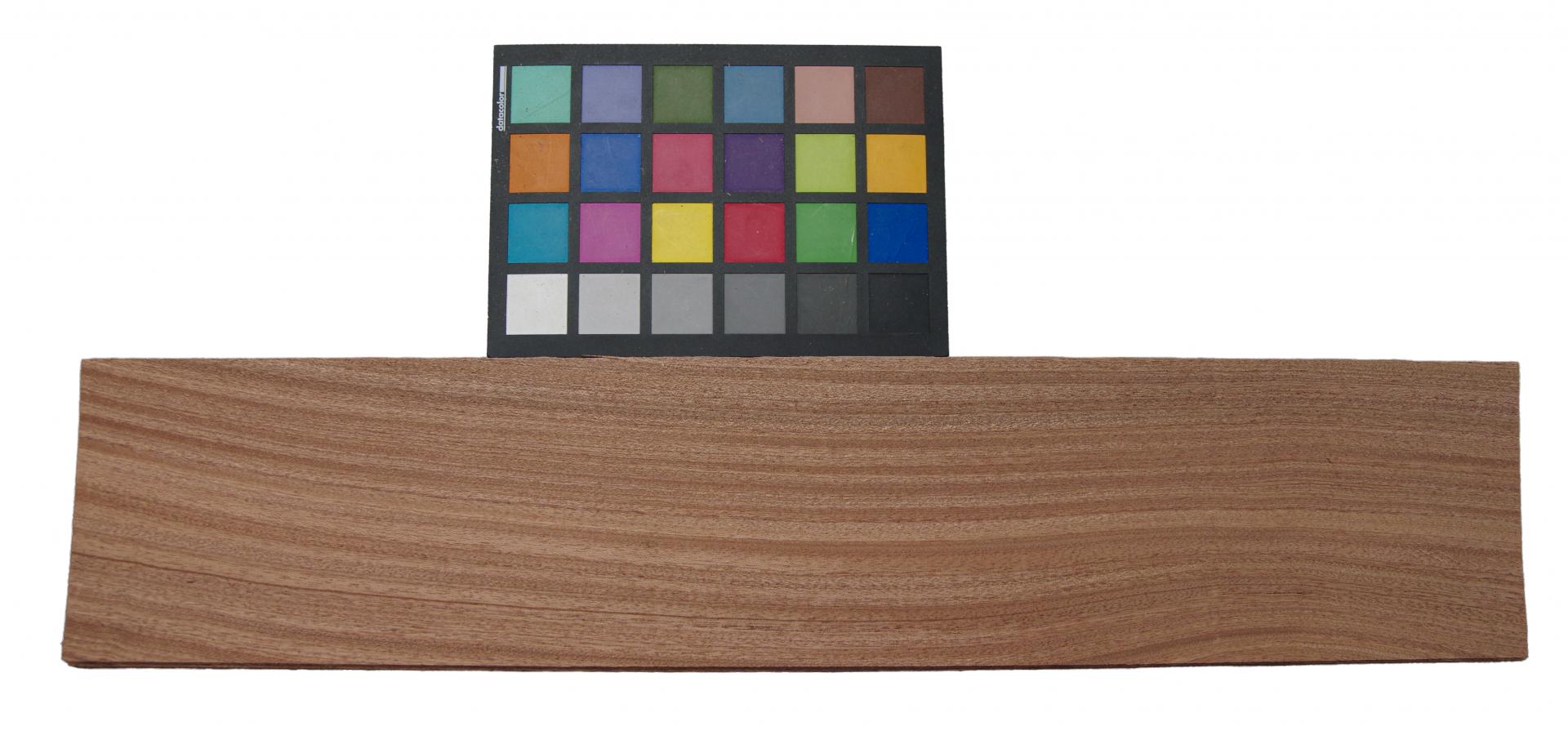 Mahogany Sapeli, - veneer (2,4mm) - 0,58m² (8pcs. x 60cm x 12cm)