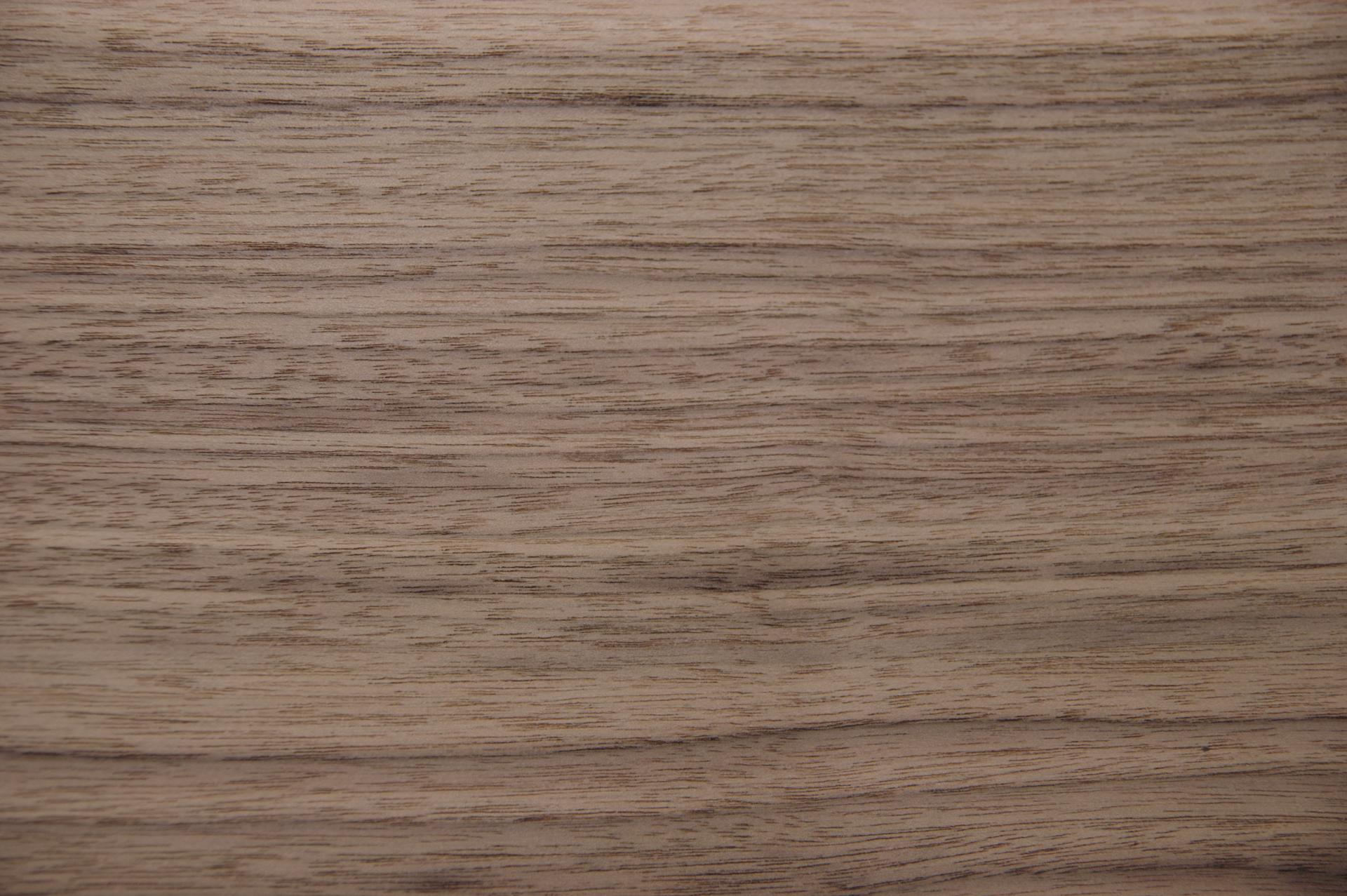 Nussbaum, amerikanischer -Furnier (0,6mm) - 6,05m² (32Stk. x 122cm x 15,5cm)