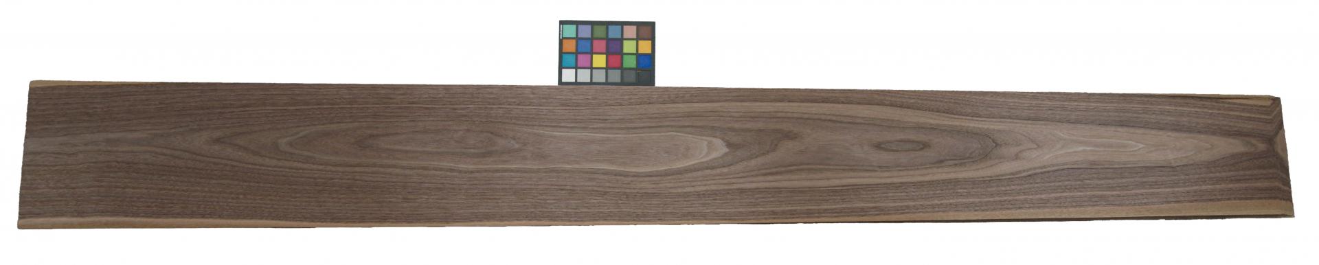 Nussbaum, amerikanischer -Furnier (0,6mm) - 15,67m² (24Stk. x 256cm x 25,5cm)
