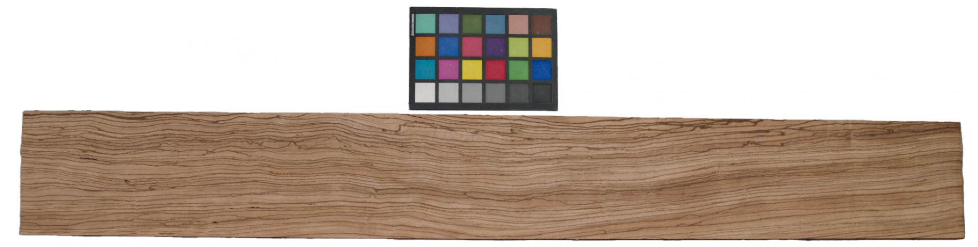 Zebrano -Furnier (0,6mm) - 3,6m² (18Stk. x 125cm x 16cm)
