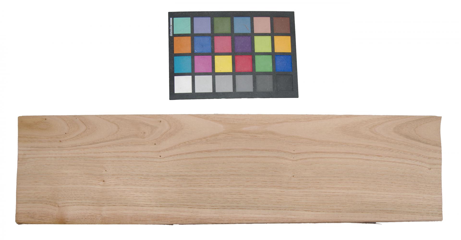 Chestnut, - veneer (0,6mm) - 1,7m² (18pcs. x 63cm x 15cm)