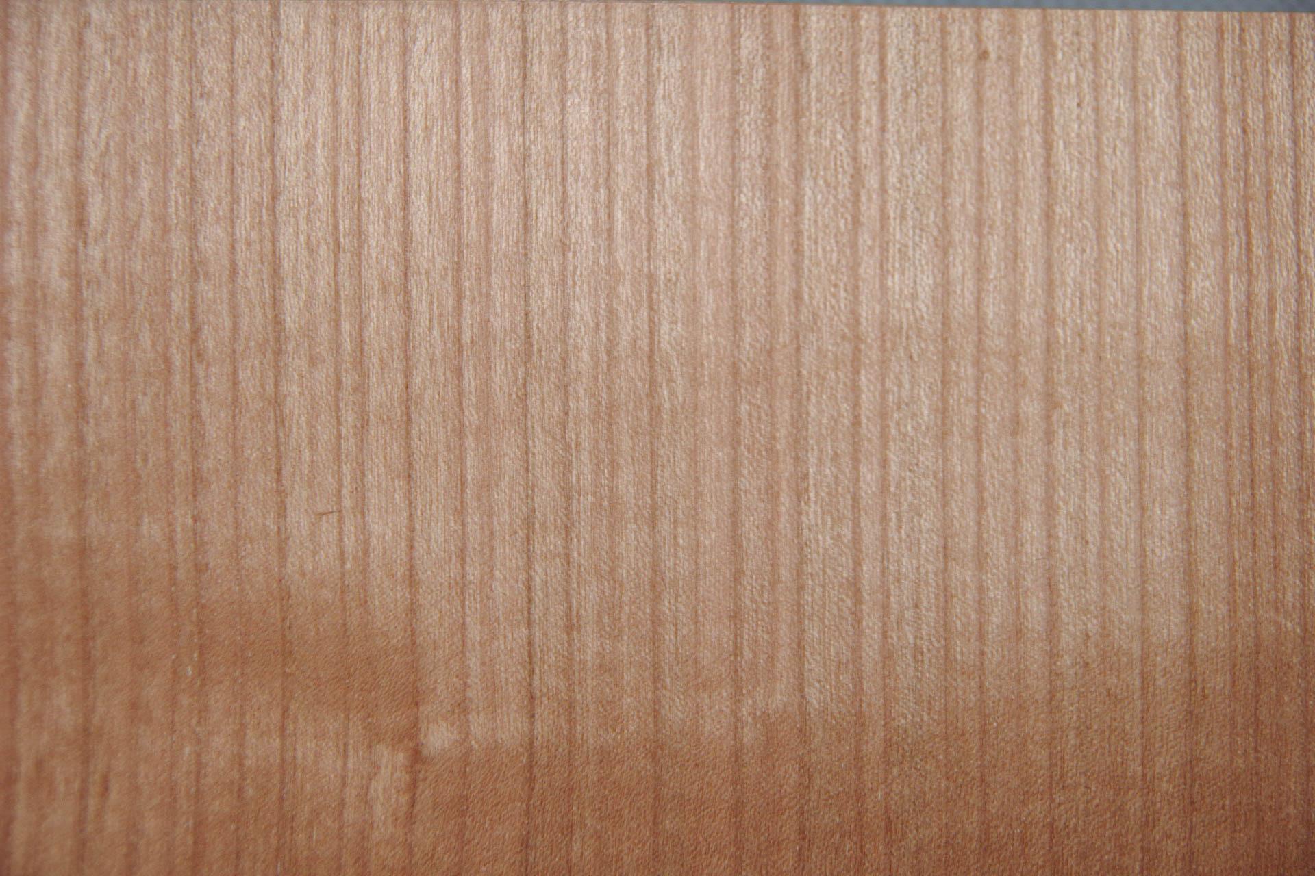 European Cherry, - veneer (0,6mm) - 0,35m² (30pcs. x 9cm x 13cm)