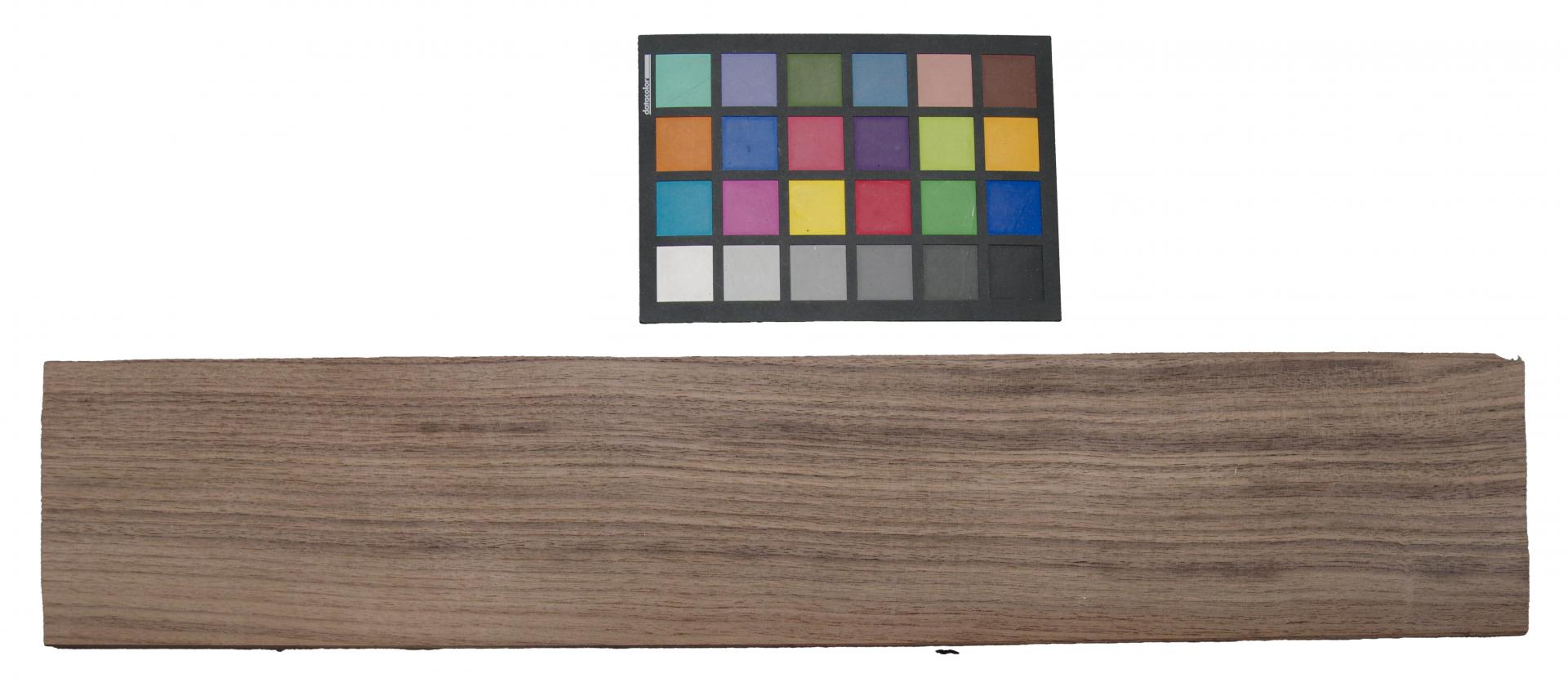 Nussbaum, amerikanischer -Furnier (0,6mm) - 2,64m² (31Stk. x 68cm x 12,5cm)