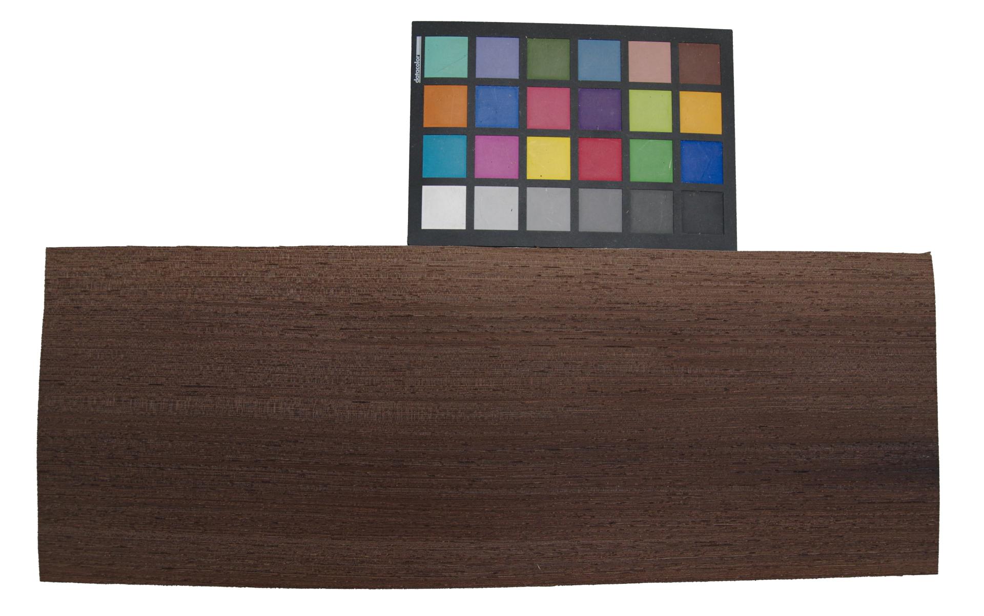 Wenge -Furnier (0,6mm) - 2,17m² (23Stk. x 51cm x 18,5cm)