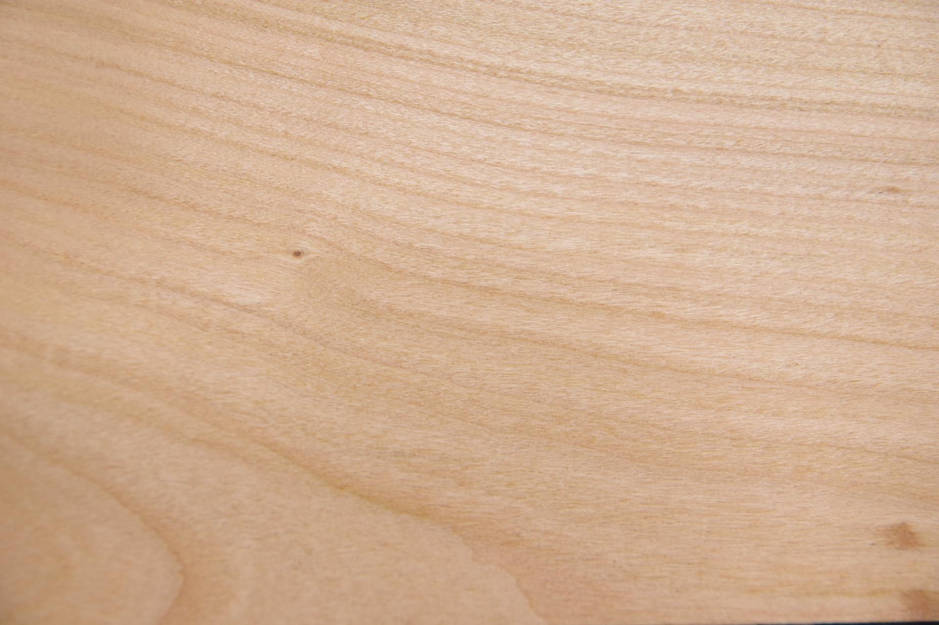 European Cherry, - veneer (0,6mm) - 0,66m² (30pcs. x 21cm x 10,5cm)