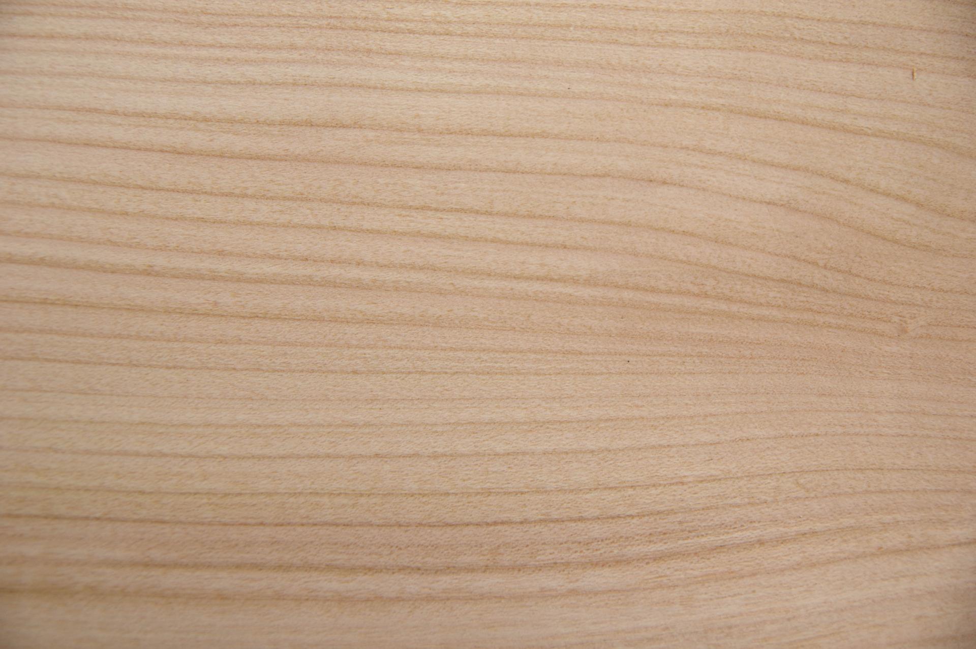 European Cherry, - veneer (0,9mm) - 0,37m² (16pcs. x 18cm x 13cm)
