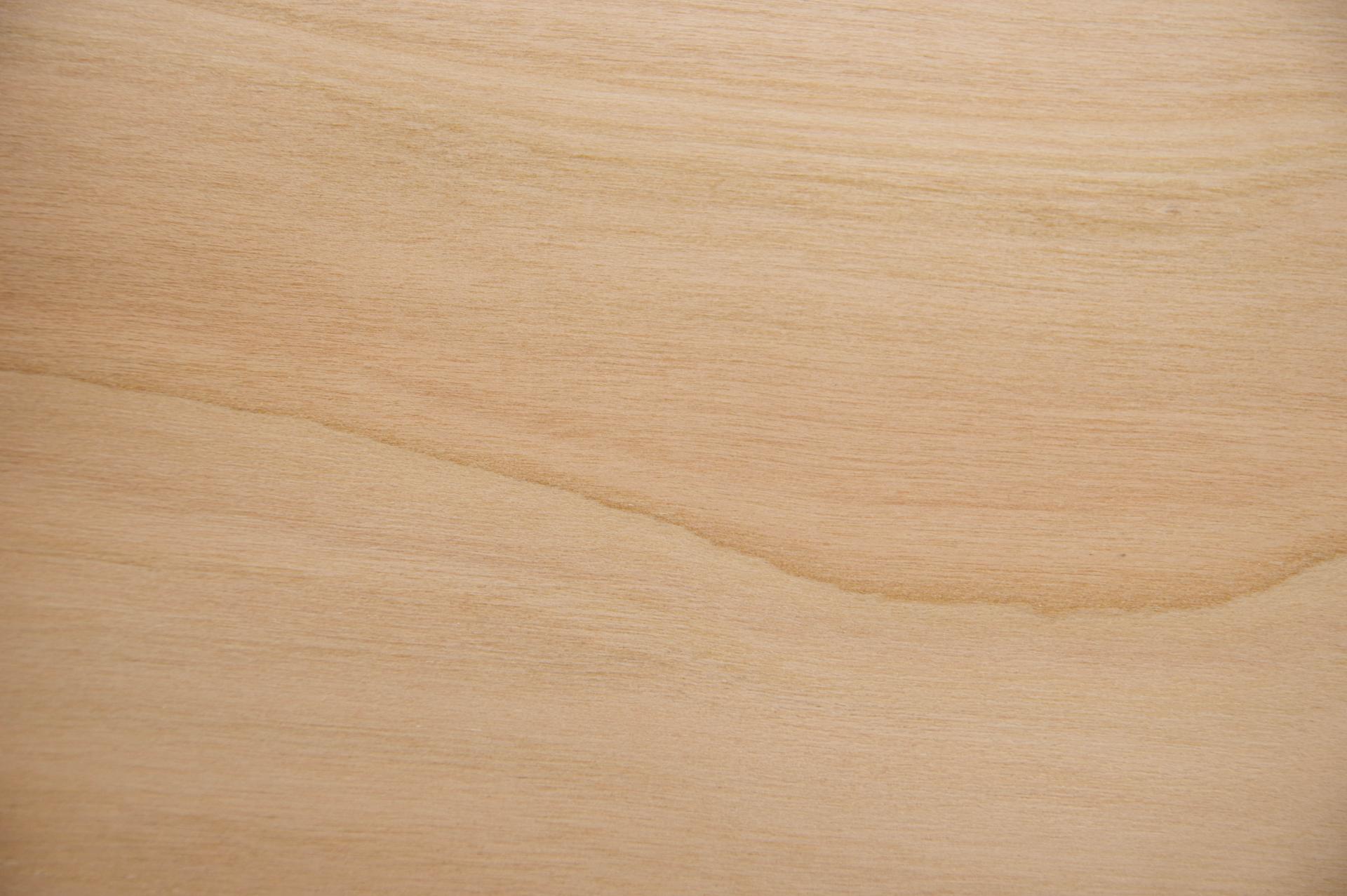 European Cherry, - veneer (2,4mm) - 0,17m² (6pcs. x 25cm x 11,5cm)