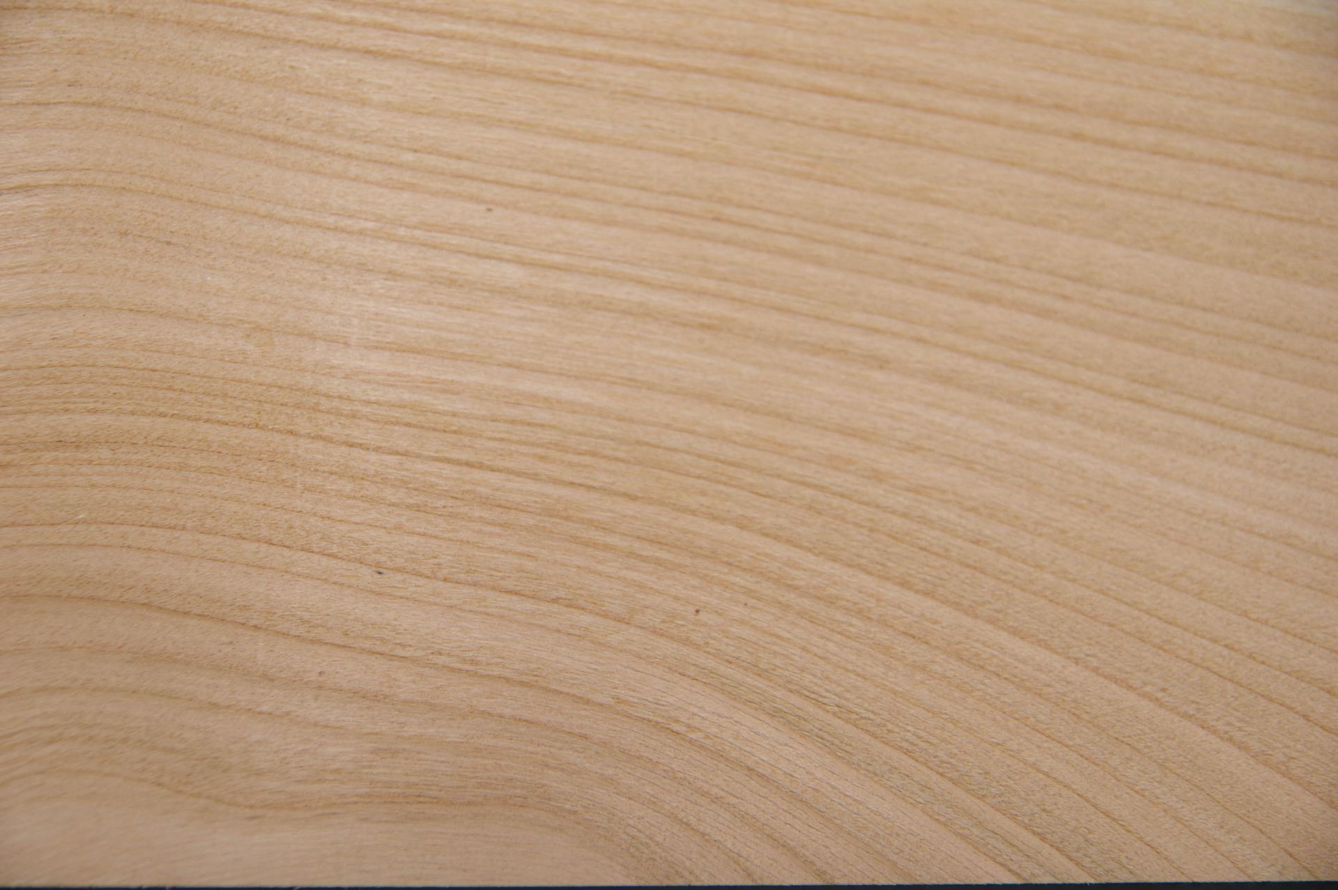 Kirschbaum, europäischer -Furnier (2,4mm) - 0,22m² (6Stk. x 33cm x 11cm)
