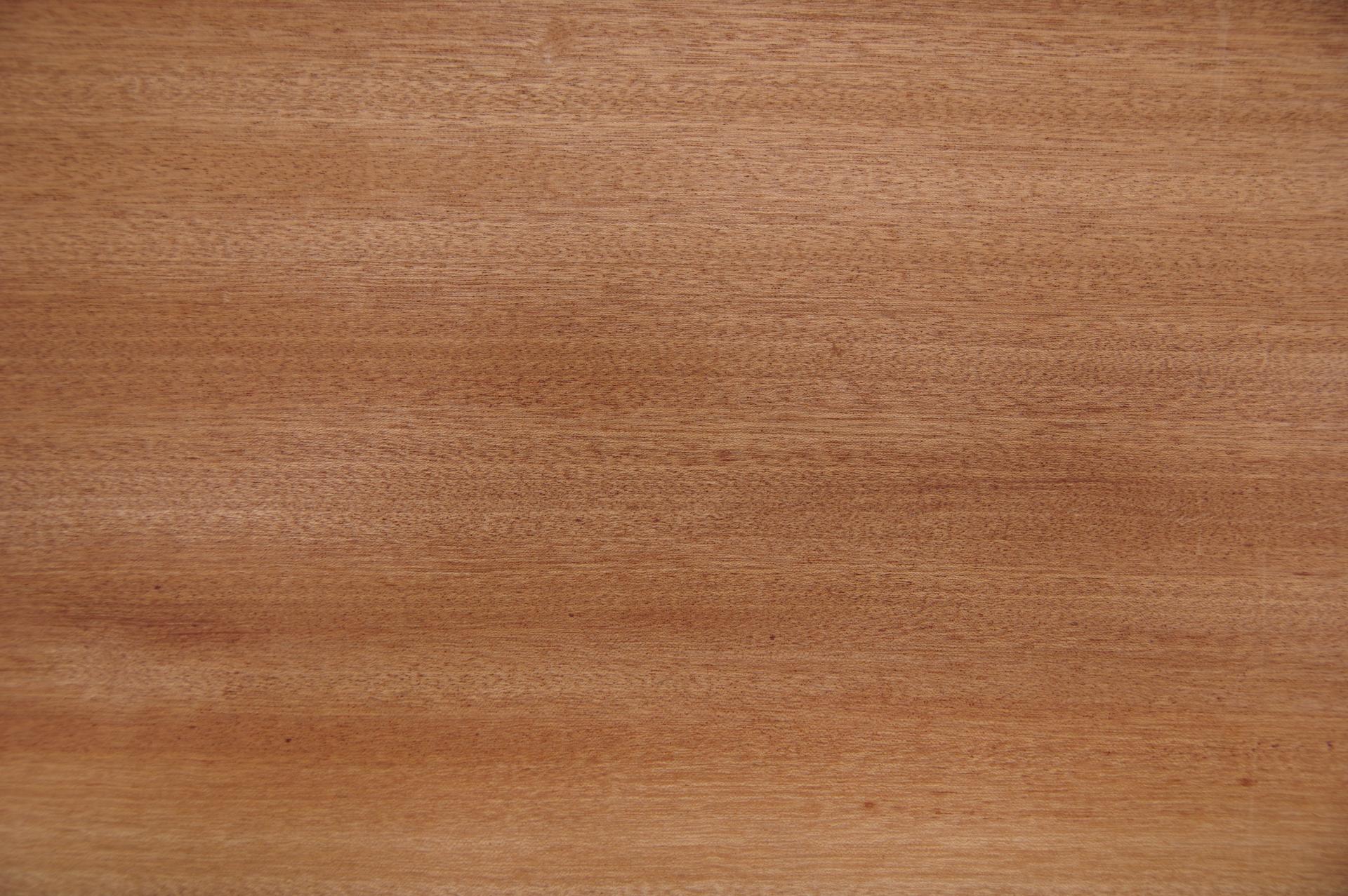 Mahogany Sapeli, - veneer (2,4mm) - 0,86m² (5pcs. x 69cm x 25cm)