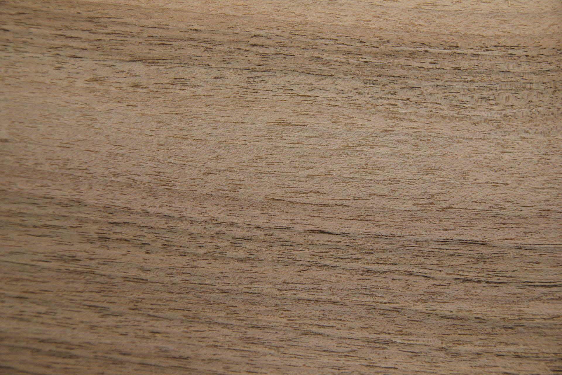 European Walnut, - veneer (1,4mm) - 0,41m² (15pcs. x 22cm x 12,5cm)
