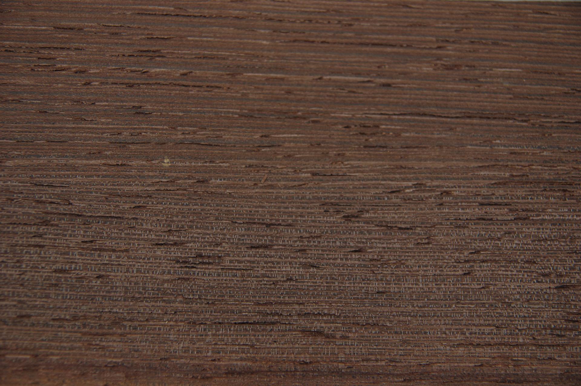 Wenge -Furnier (0,6mm) - 0,58m² (16Stk. x 40cm x 9cm)
