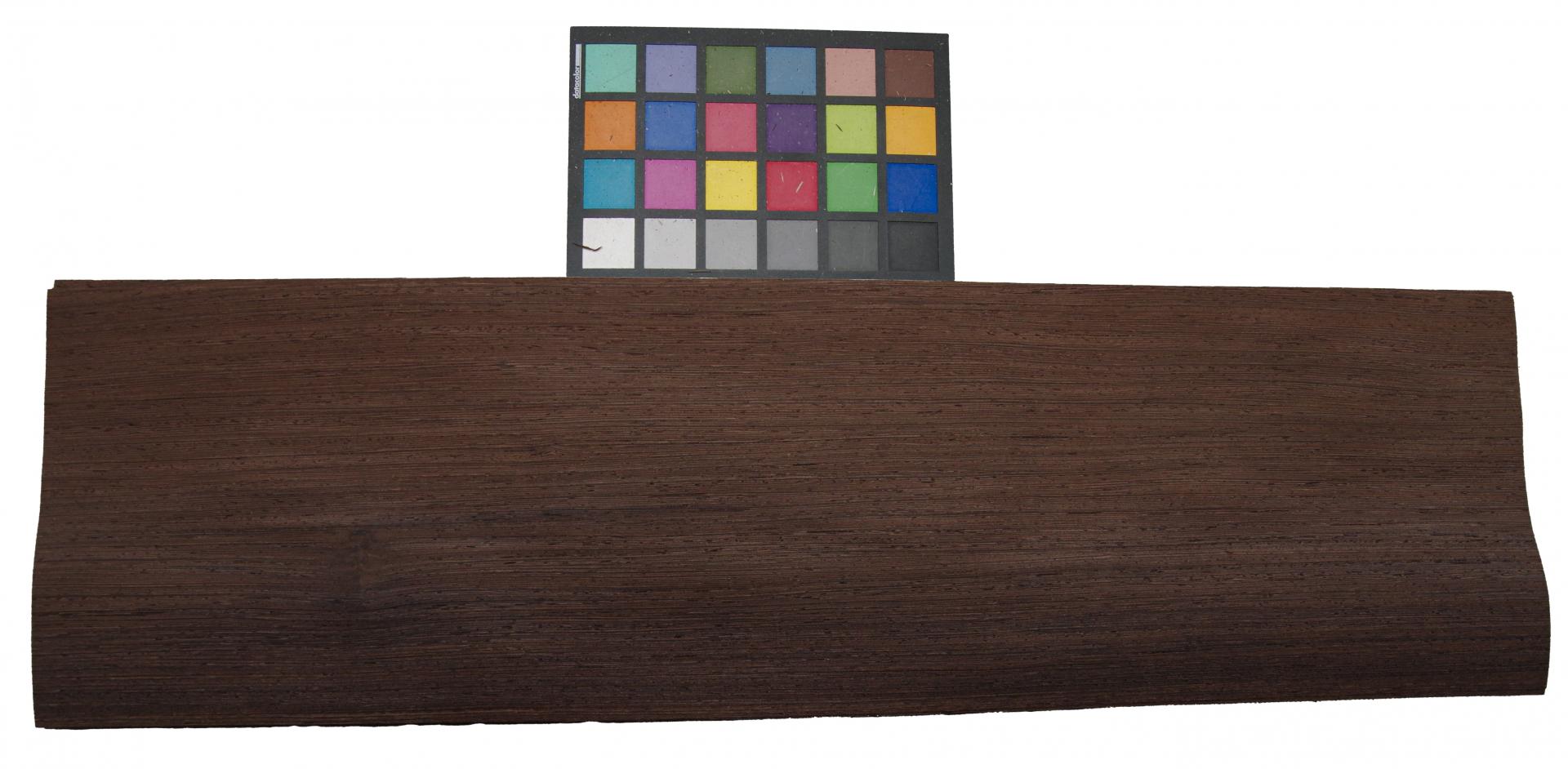 Wenge -Furnier (0,6mm) - 2,52m² (16Stk. x 75cm x 21cm)