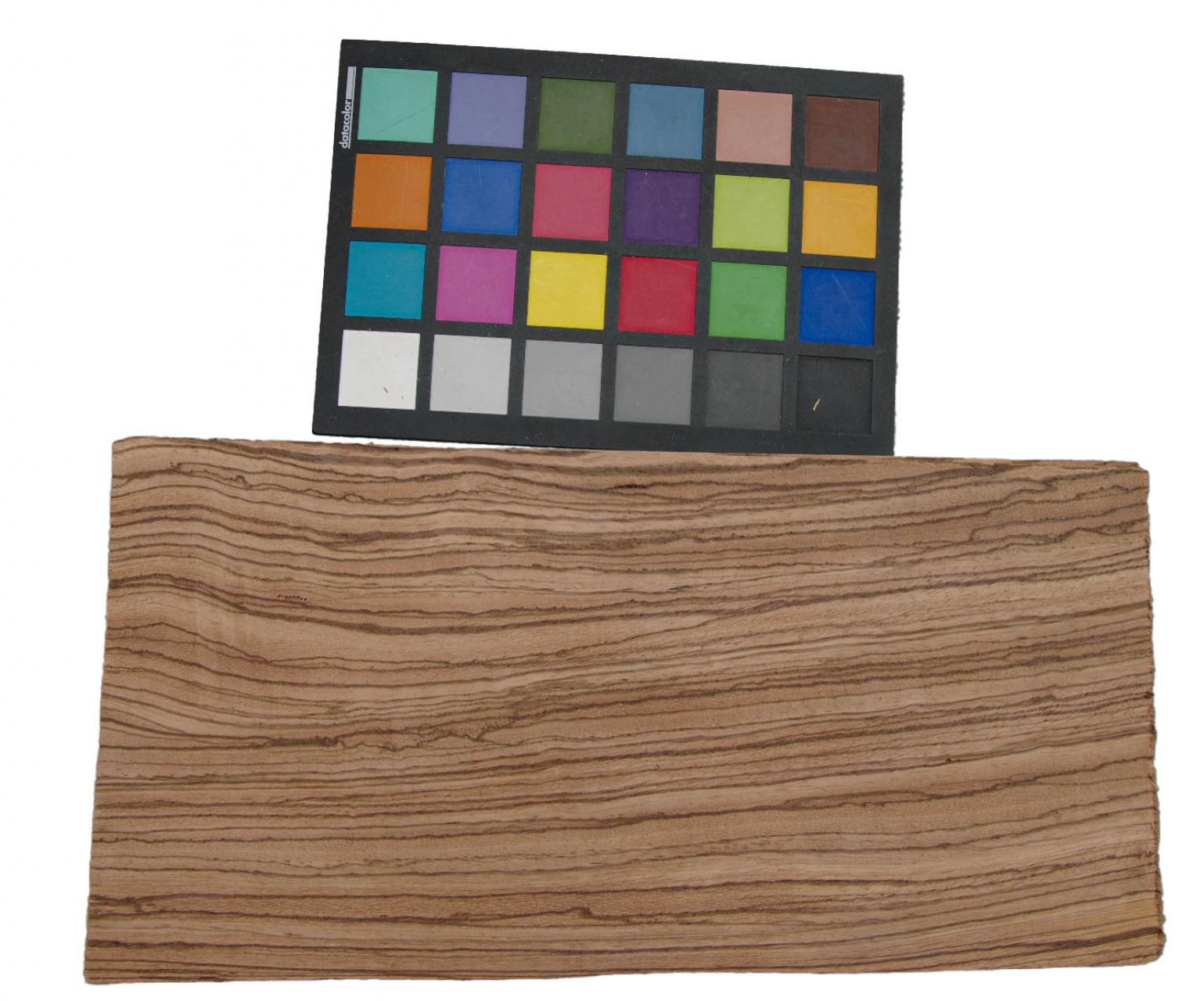 Zebrano -Furnier (0,6mm) - 1,31m² (24Stk. x 34cm x 16cm)
