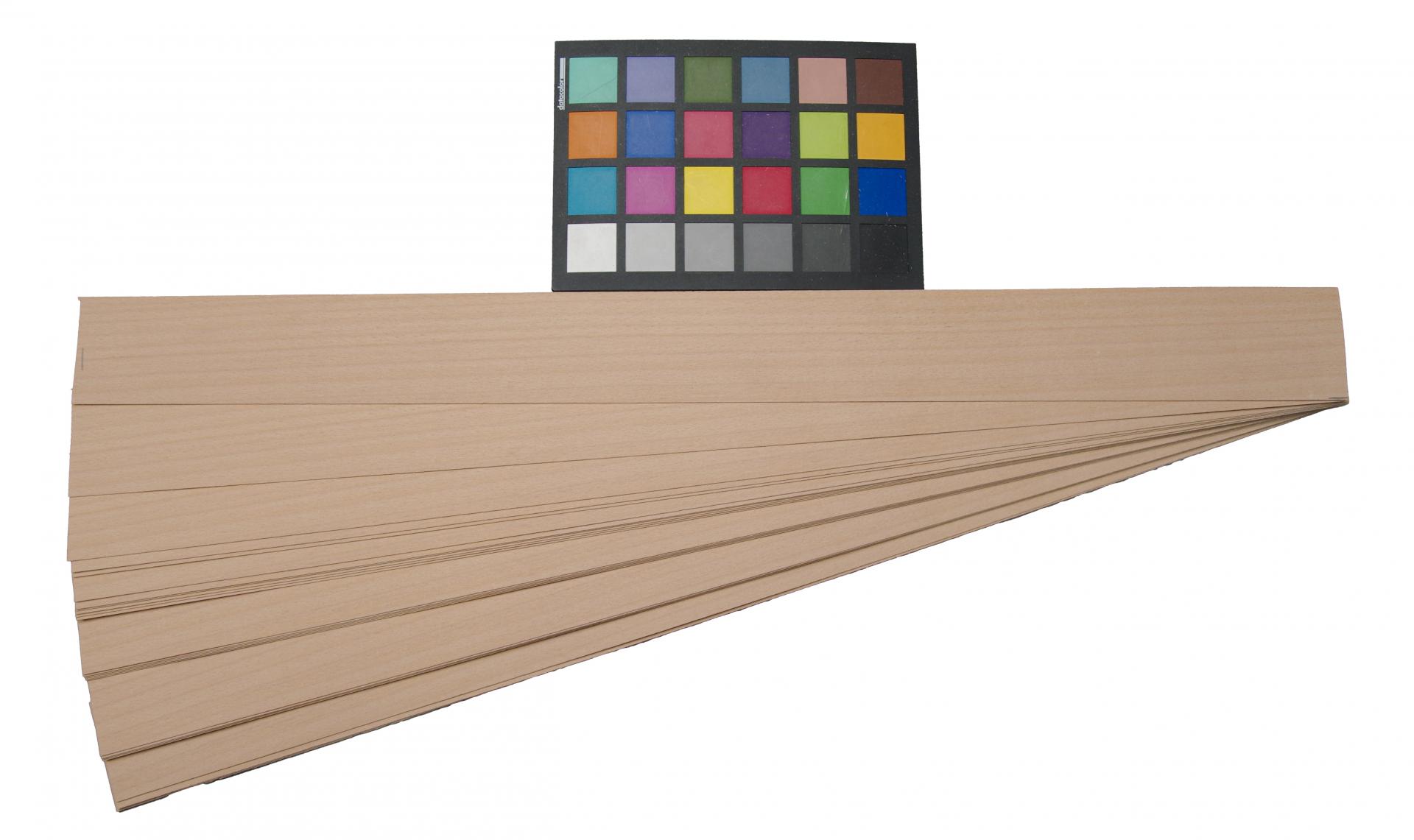 Buche -Furnier (0,6mm) - 0,81m² (22Stk. x 67cm x 5,5cm)