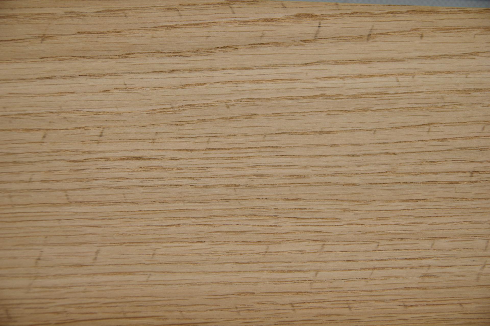 European Oak, - veneer (0,6mm) - 3,2m² (24pcs. x 111cm x 12cm)